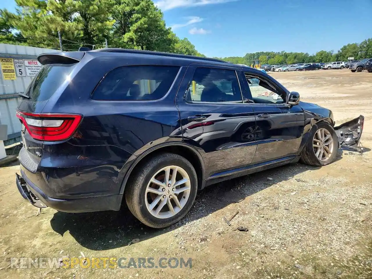 3 fotografías del automóvil dañado 1C4SDJCT1SC550978 DODGE DURANGO 2025