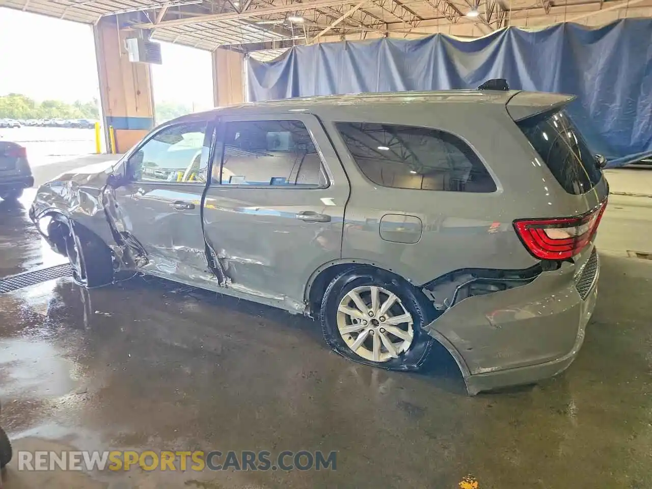 2 fotografías del automóvil dañado 1C4RDHDG0TC229024 DODGE DURANGO 2026