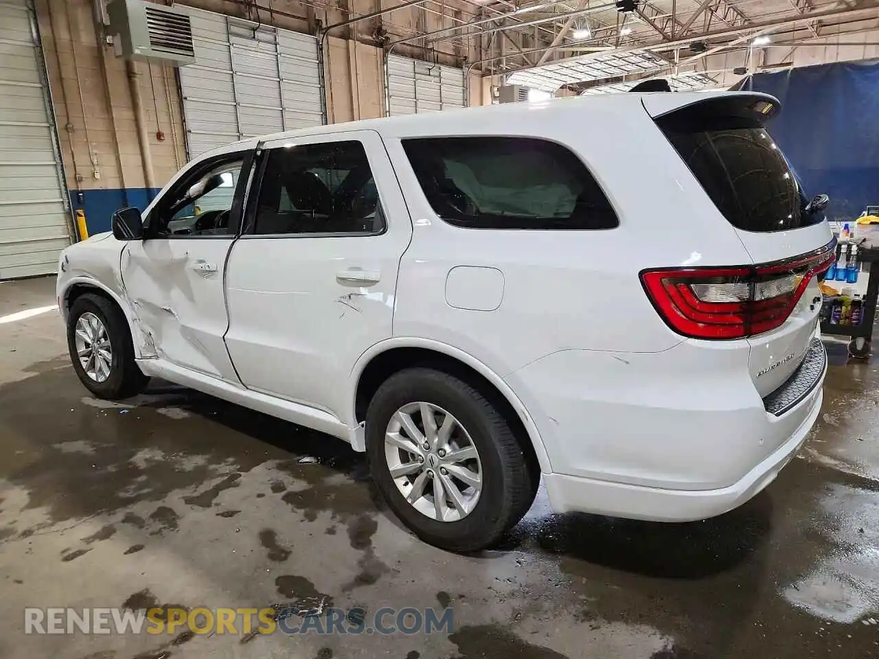 2 Photograph of a damaged car 1C4RDHDGXTC245375 DODGE DURANGO 2026
