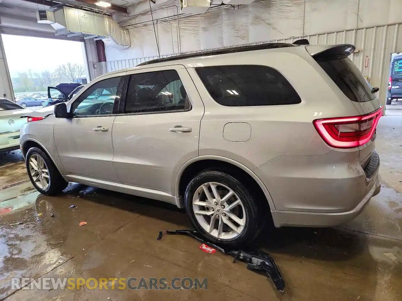 2 Photograph of a damaged car 1C4RDJDG3TC269766 DODGE DURANGO 2026