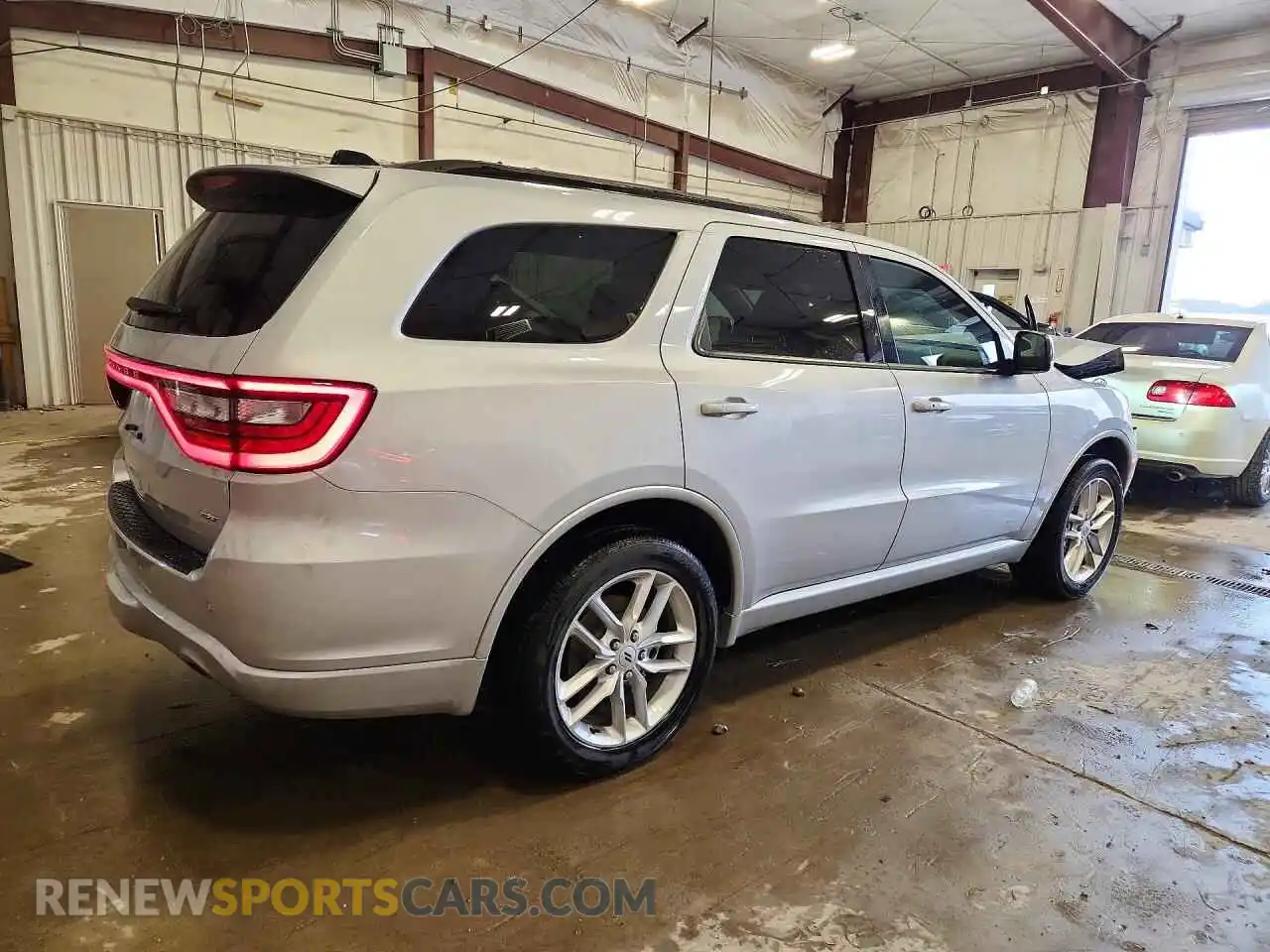 3 Photograph of a damaged car 1C4RDJDG3TC269766 DODGE DURANGO 2026