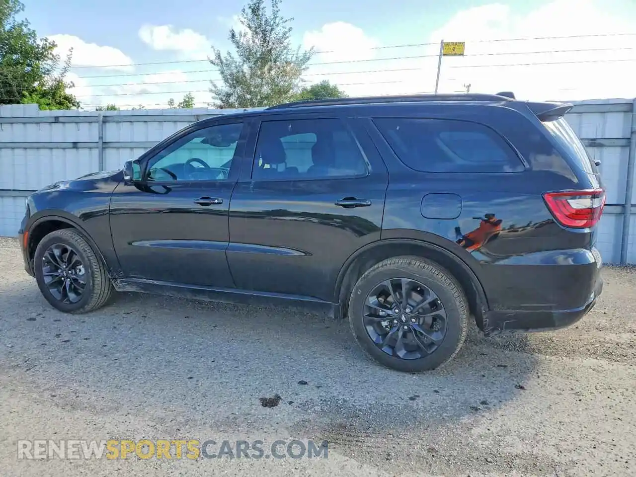 2 Photograph of a damaged car 1C4RDJDG6TC156426 DODGE DURANGO 2026