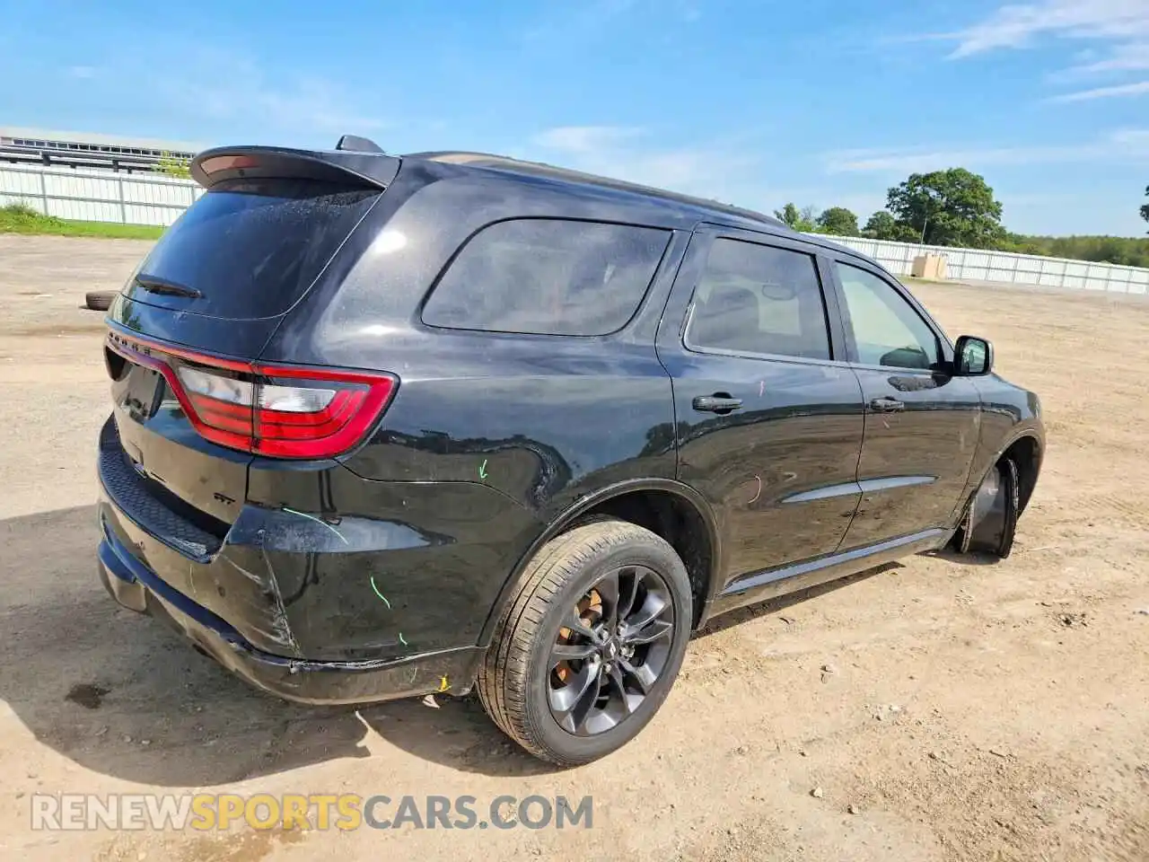 3 fotografías del automóvil dañado 1C4RDJDG7TC156516 DODGE DURANGO 2026