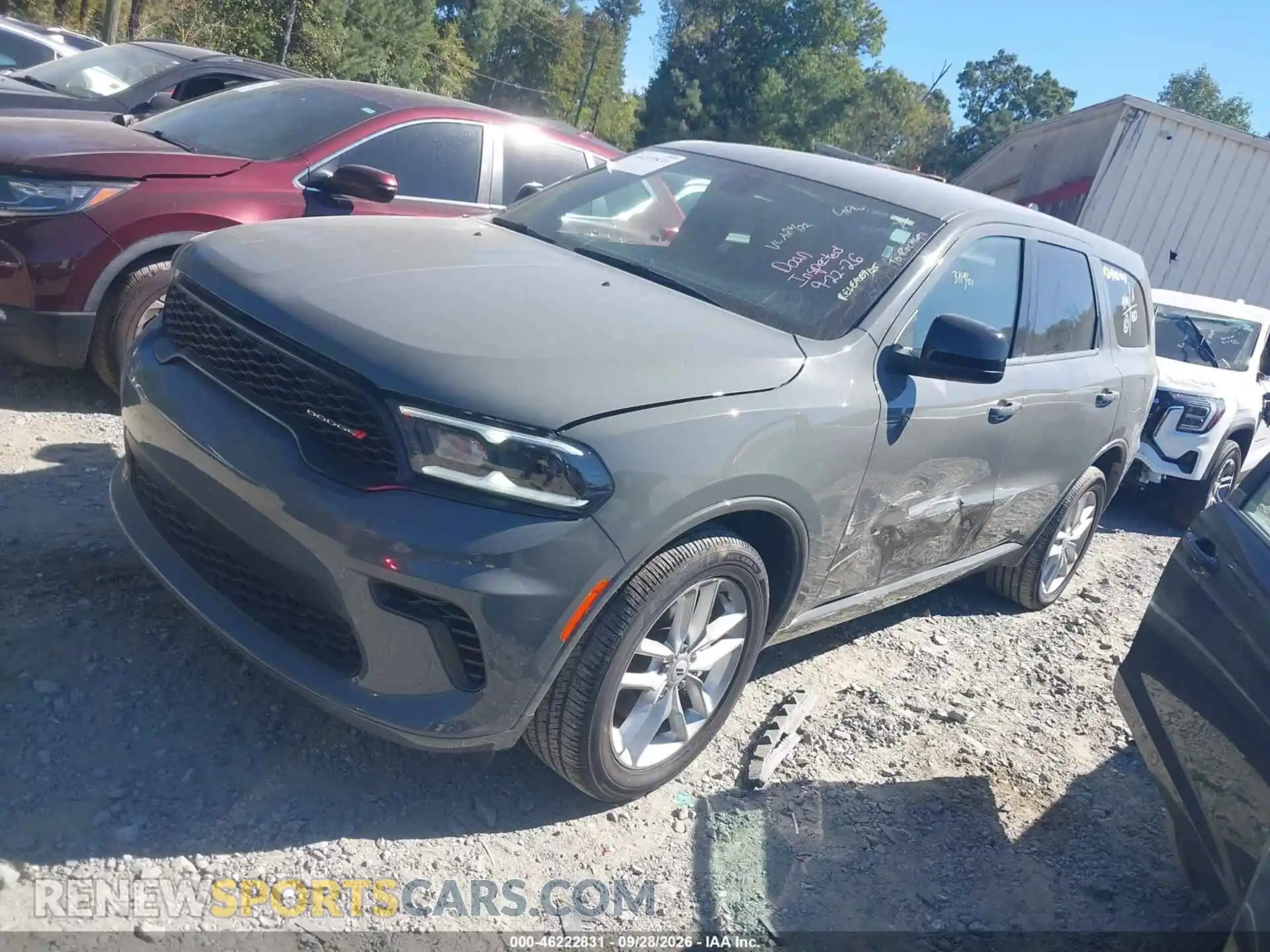 2 fotografías del automóvil dañado 1C4RDJDG9TC212455 DODGE DURANGO 2026