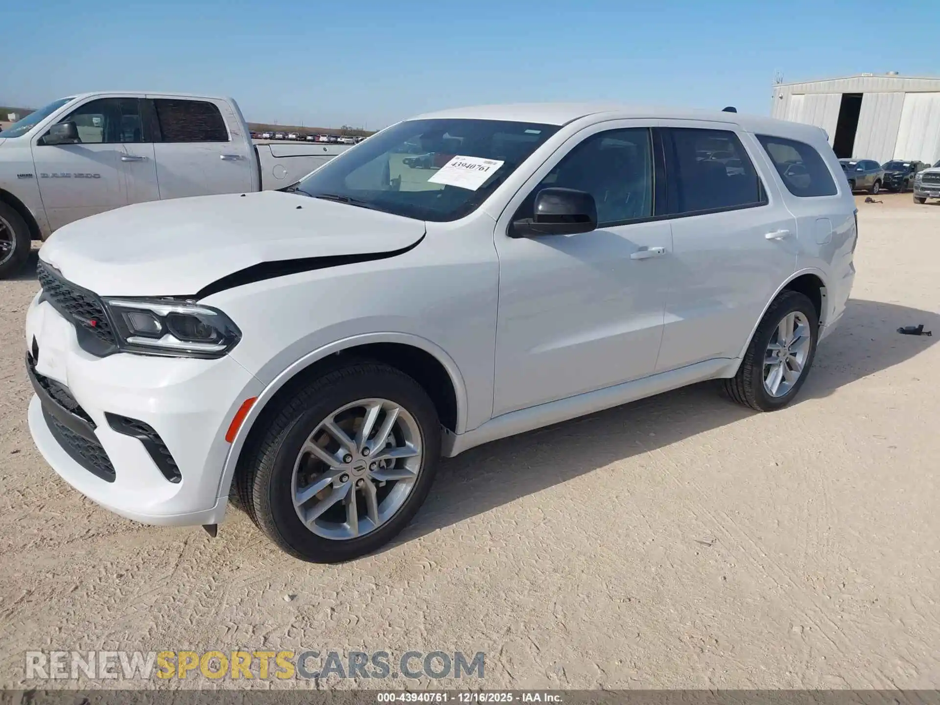 2 Photograph of a damaged car 1C4RDJDGXTC175383 DODGE DURANGO 2026