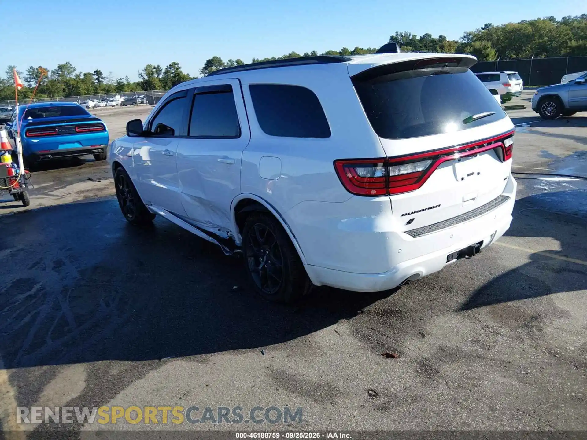 3 fotografías del automóvil dañado 1C4SDJCT9TC160440 DODGE DURANGO 2026