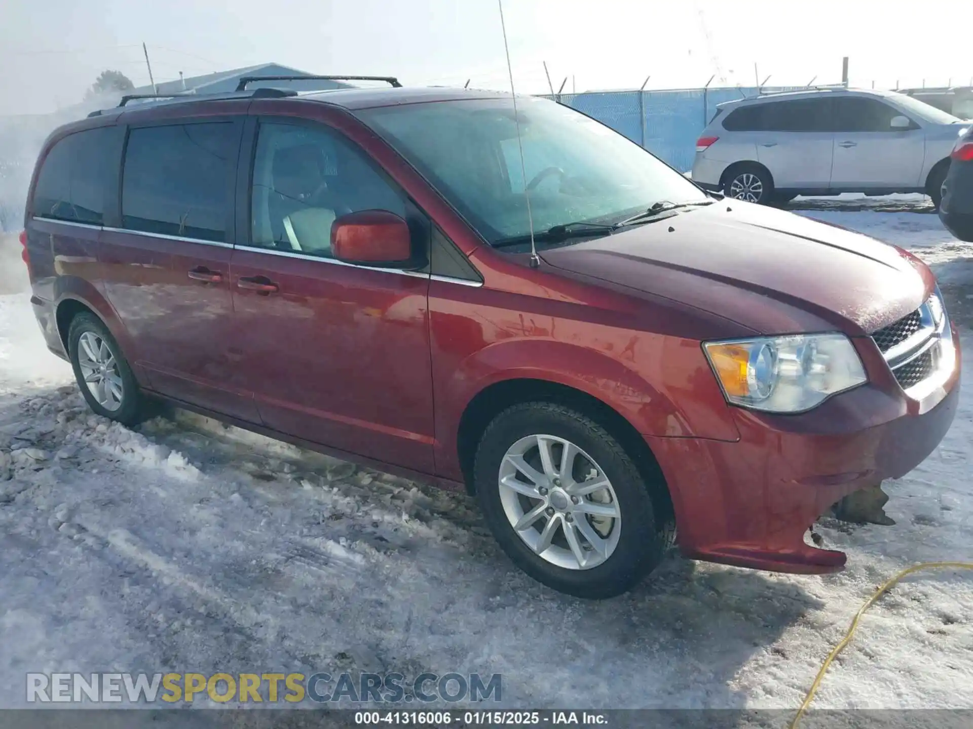 1 Photograph of a damaged car 2C4RDGCG8KR656159 DODGE GRAND CARAVAN 2019