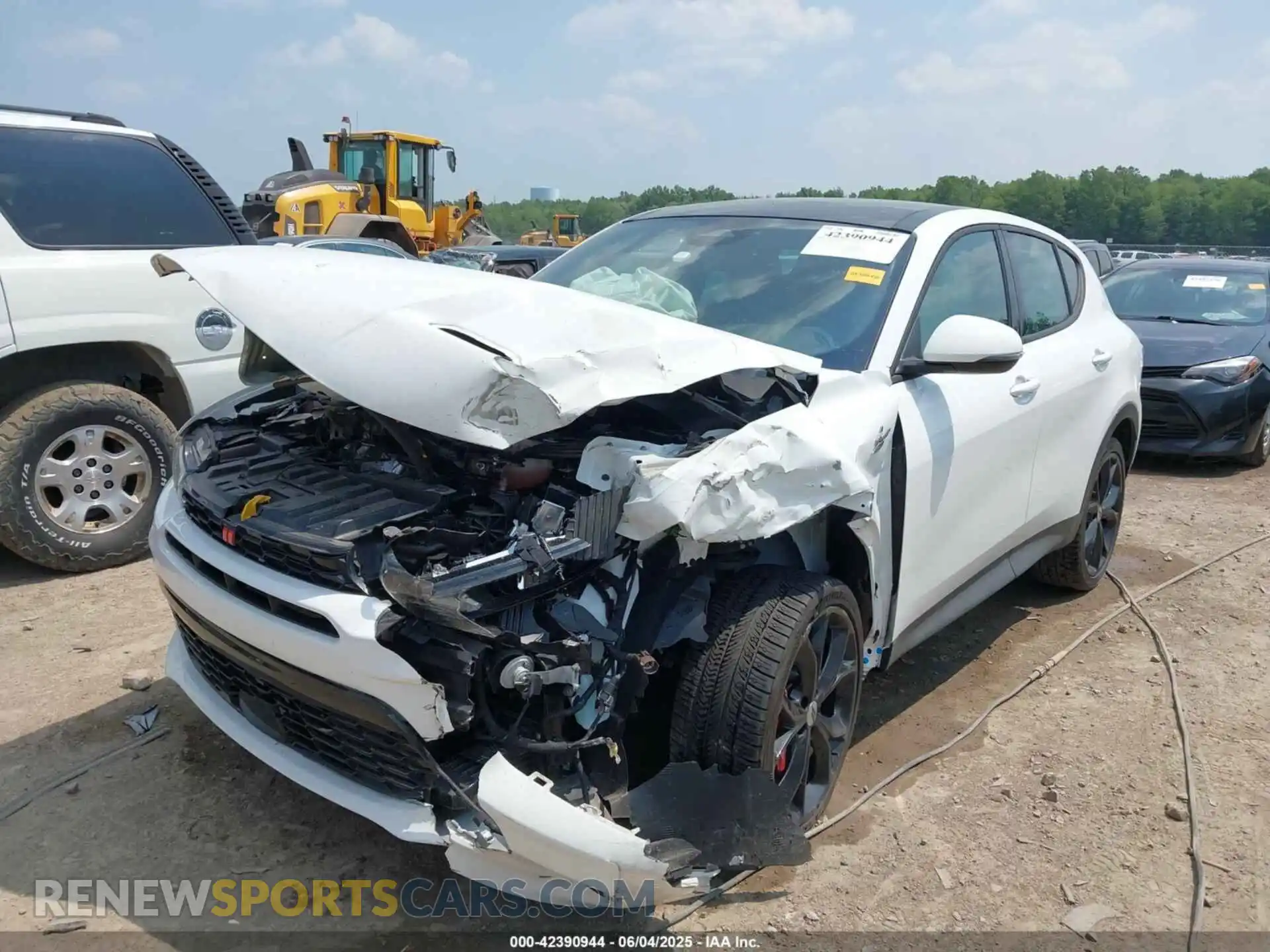 2 Photograph of a damaged car ZACNDFANXR3A36879 DODGE HORNET 2024