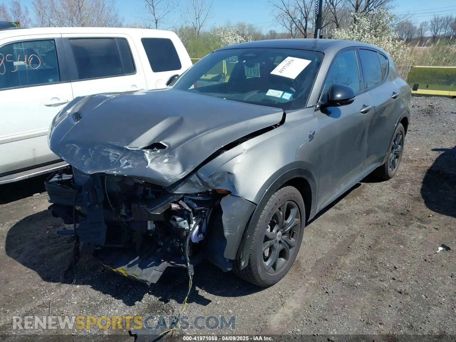 2 Photograph of a damaged car ZACPDFDWXR3A11459 DODGE HORNET 2024