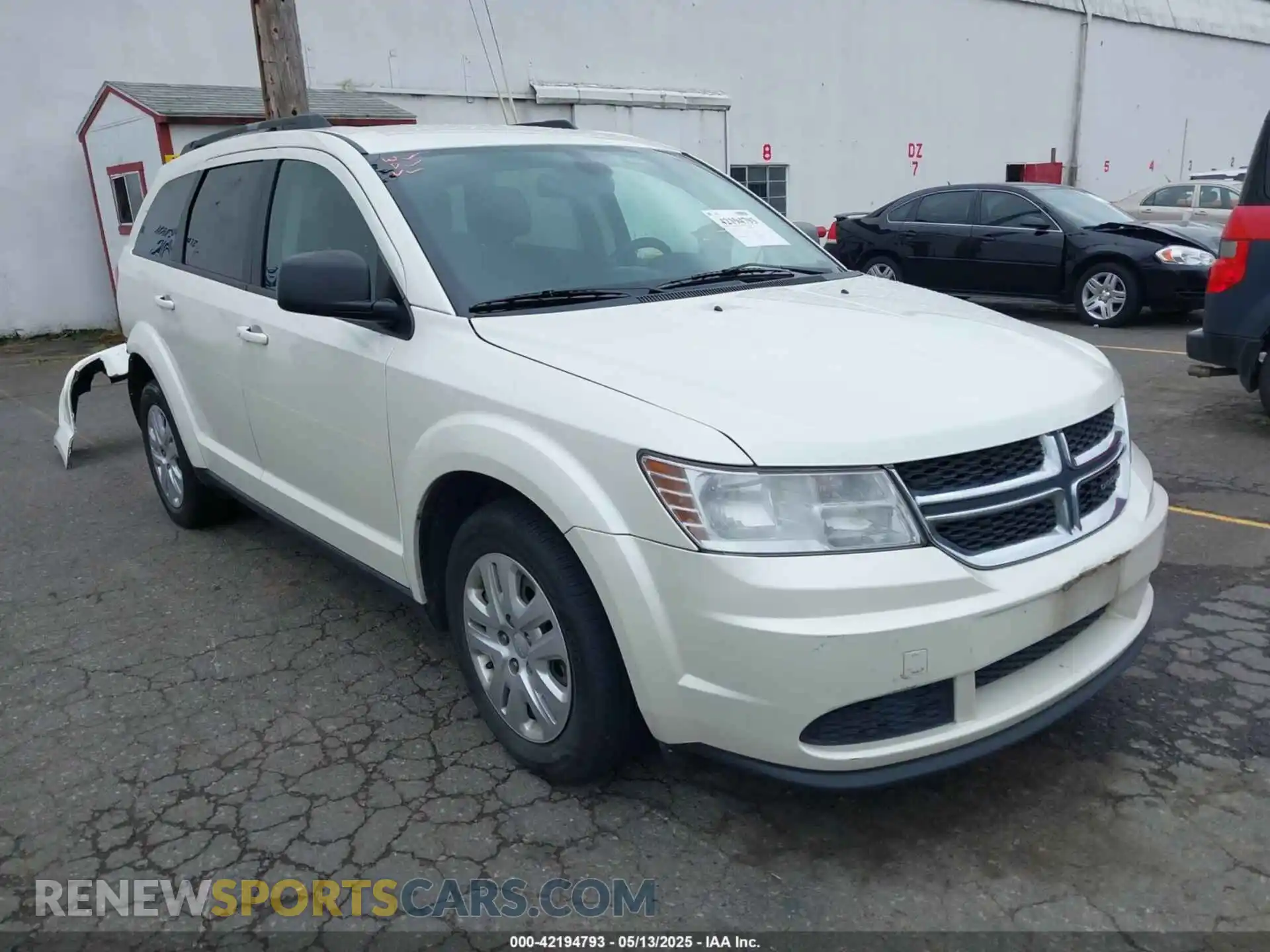 1 Photograph of a damaged car 3C4PDCAB3KT864437 DODGE JOURNEY 2019