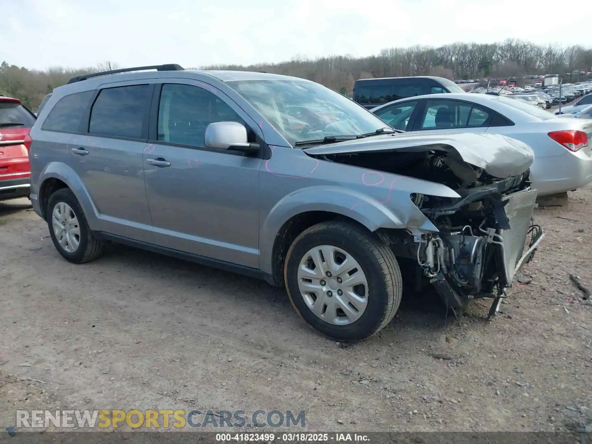 1 Photograph of a damaged car 3C4PDCBB0KT719211 DODGE JOURNEY 2019
