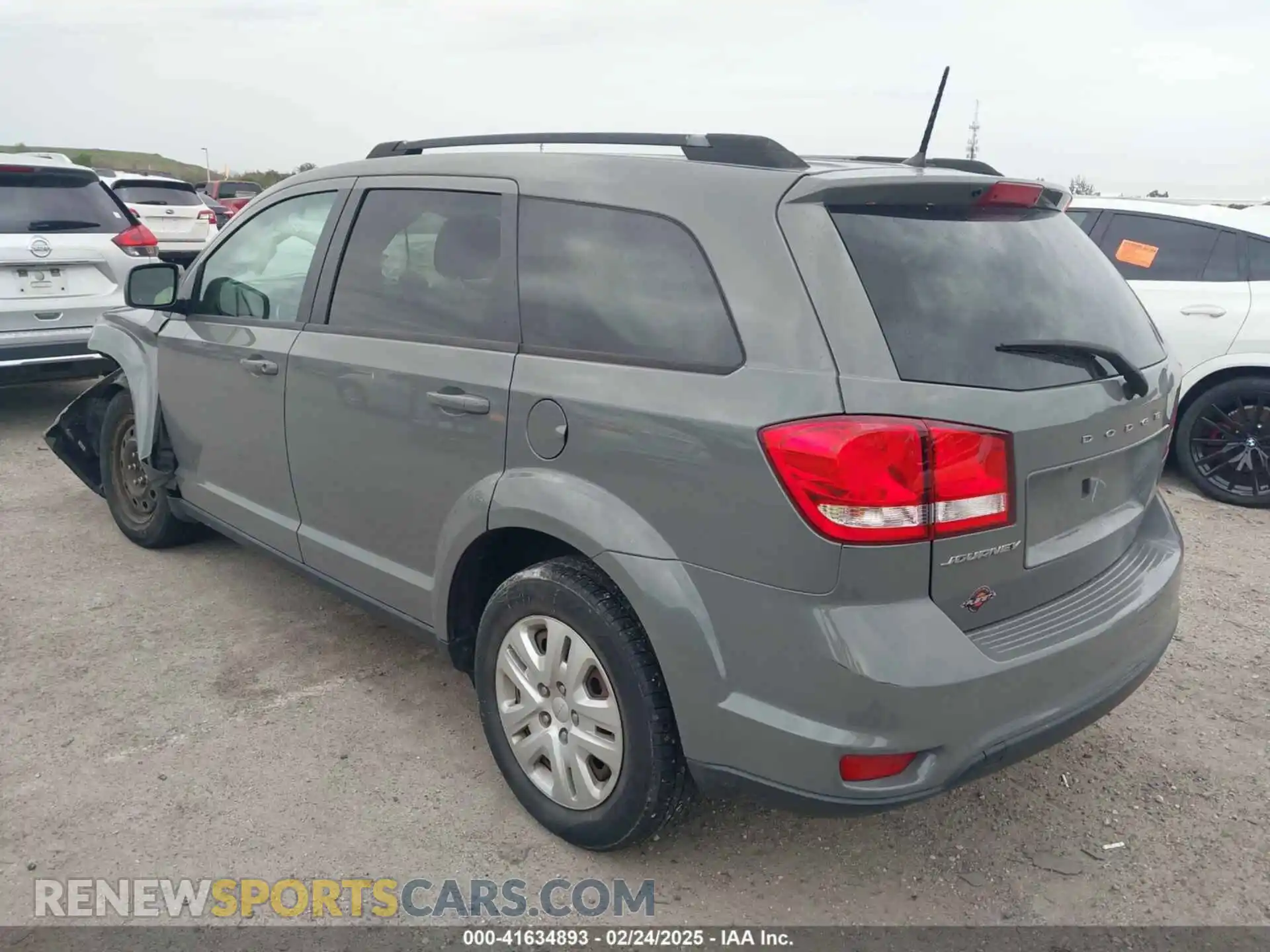 3 Photograph of a damaged car 3C4PDCBB0KT863373 DODGE JOURNEY 2019