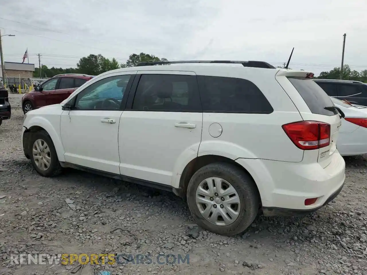 2 Photograph of a damaged car 3C4PDCBB4KT719132 DODGE JOURNEY 2019