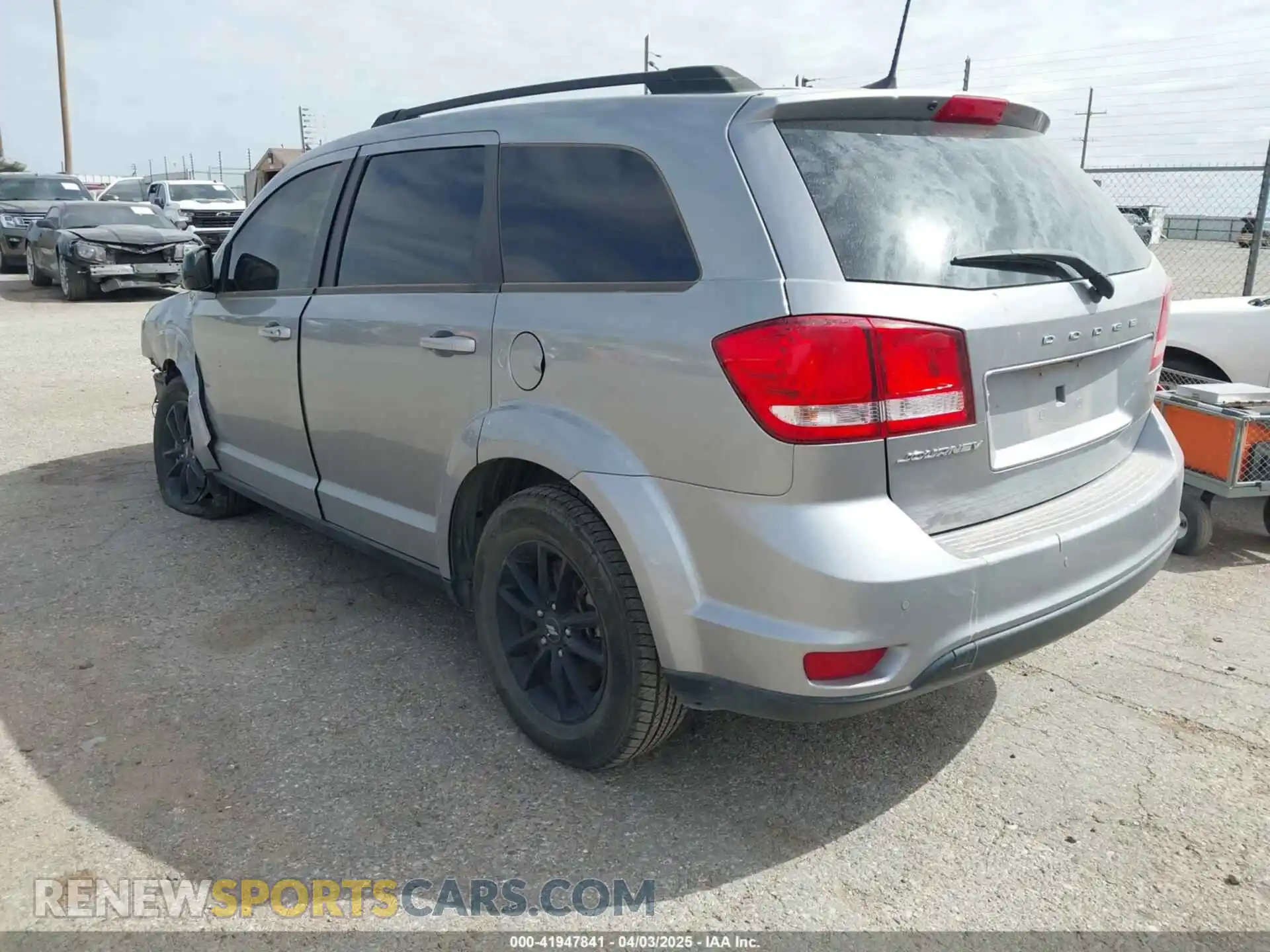 3 Photograph of a damaged car 3C4PDCBB5KT861358 DODGE JOURNEY 2019