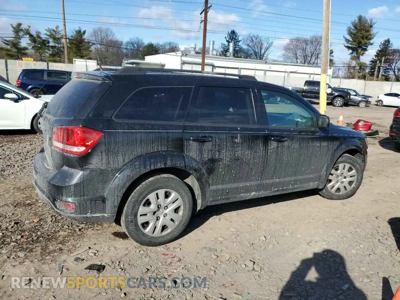 3 Photograph of a damaged car 3C4PDCBB7KT779194 DODGE JOURNEY 2019