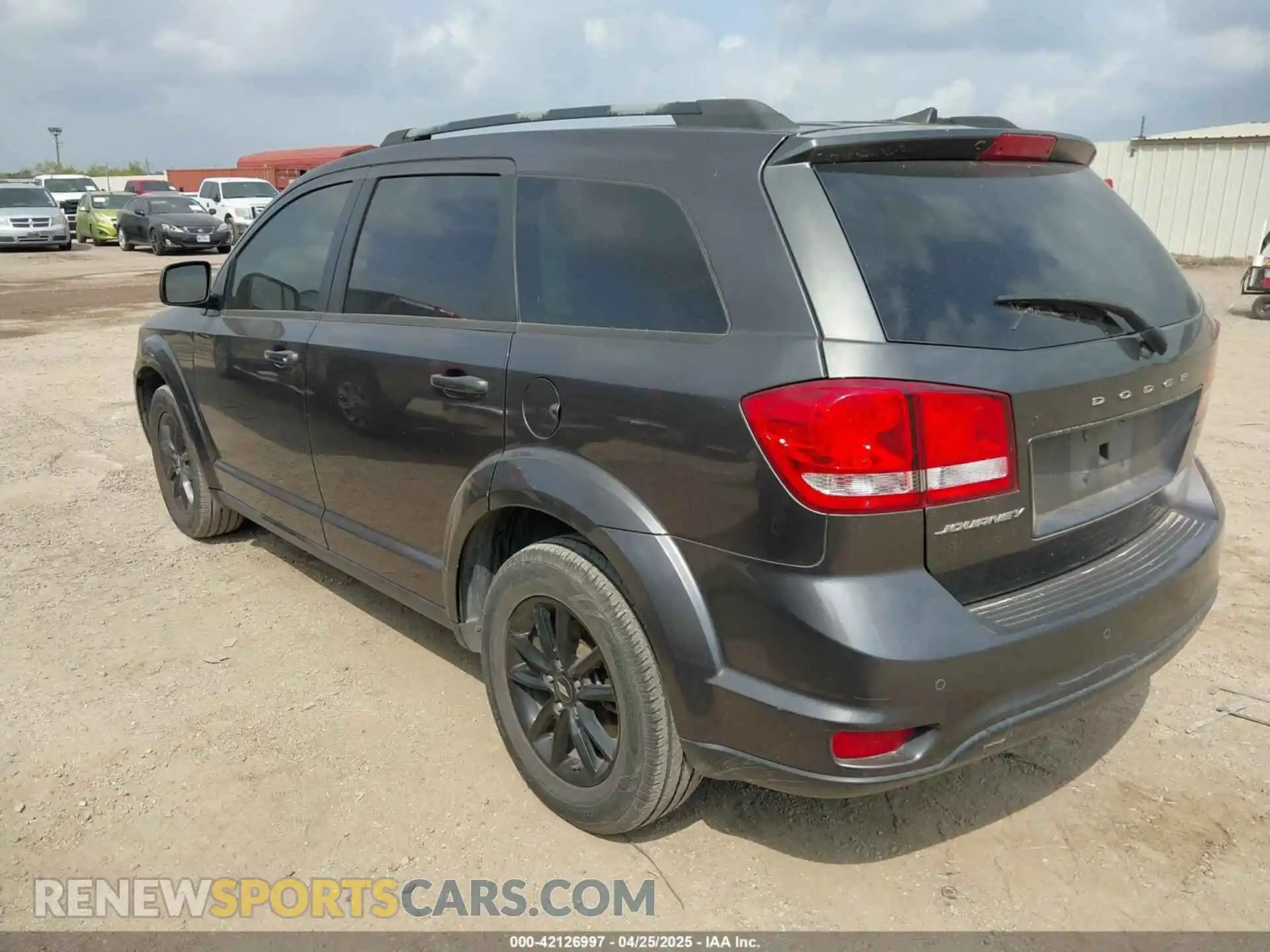3 Photograph of a damaged car 3C4PDCBBXKT860142 DODGE JOURNEY 2019