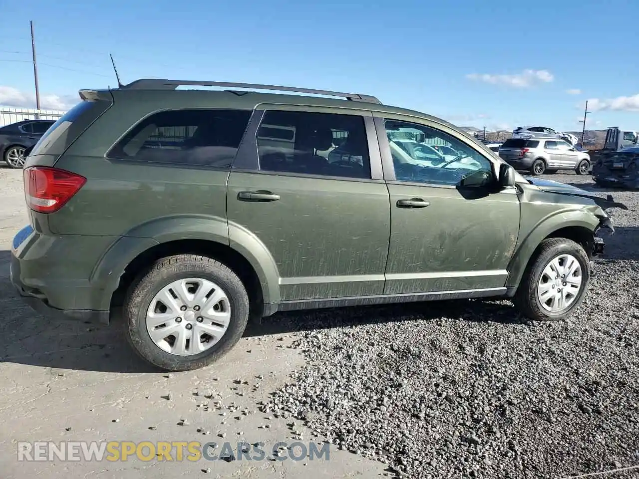 3 Photograph of a damaged car 3C4PDCBG4KT731695 DODGE JOURNEY 2019