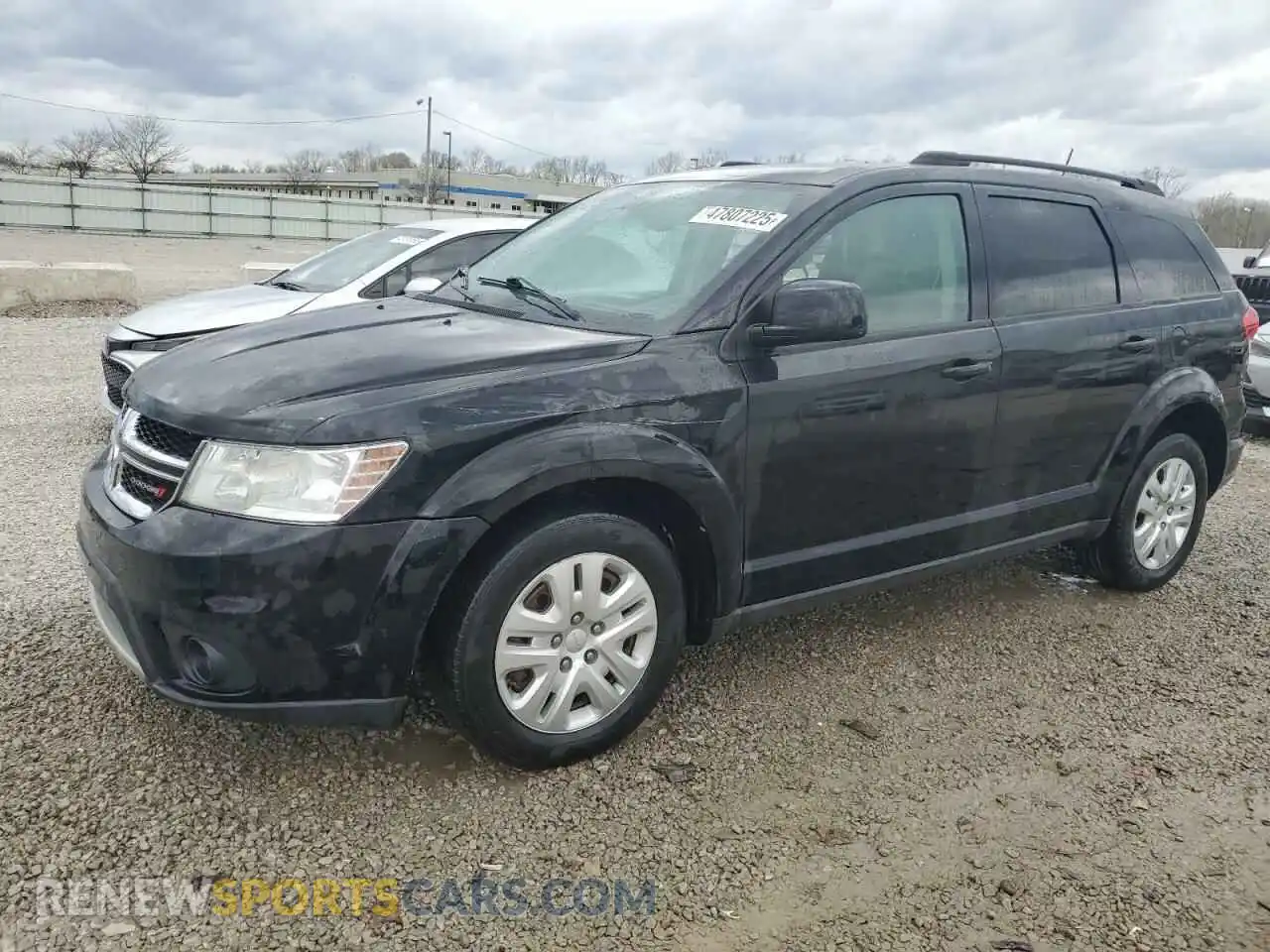 1 Photograph of a damaged car 3C4PDCBG4KT834843 DODGE JOURNEY 2019