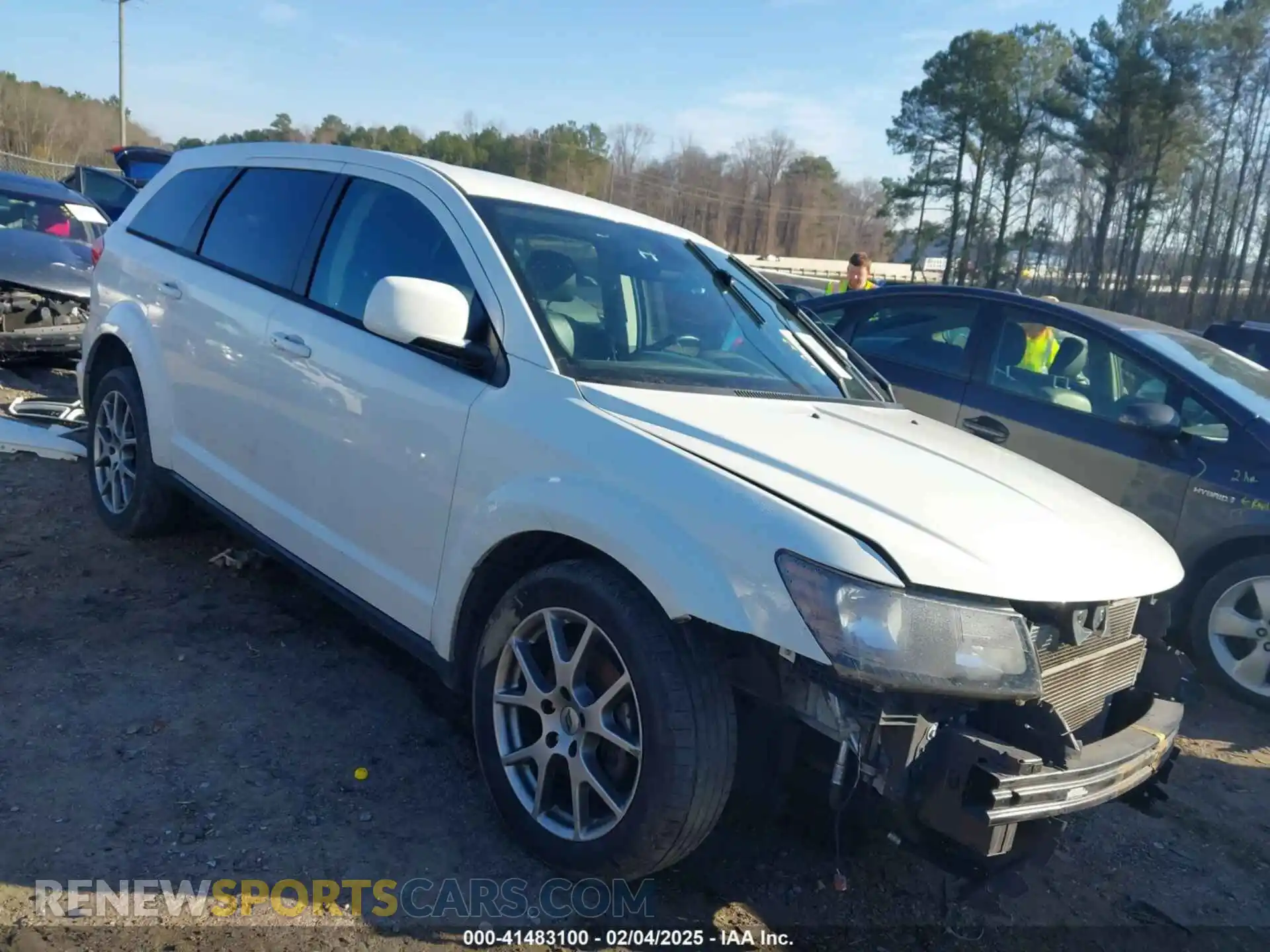 1 Photograph of a damaged car 3C4PDCEG1KT694035 DODGE JOURNEY 2019