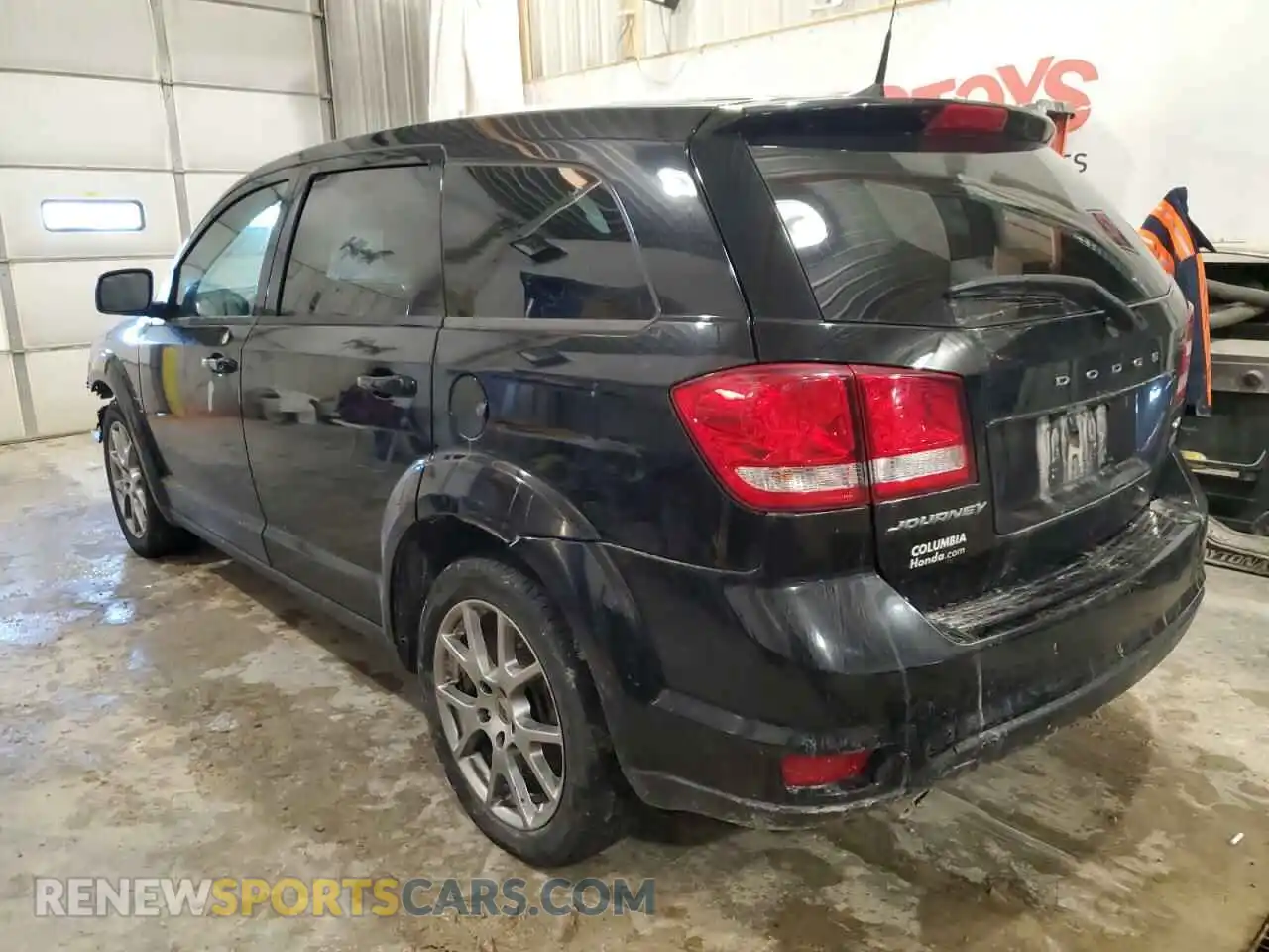 2 Photograph of a damaged car 3C4PDCEG7KT717382 DODGE JOURNEY 2019