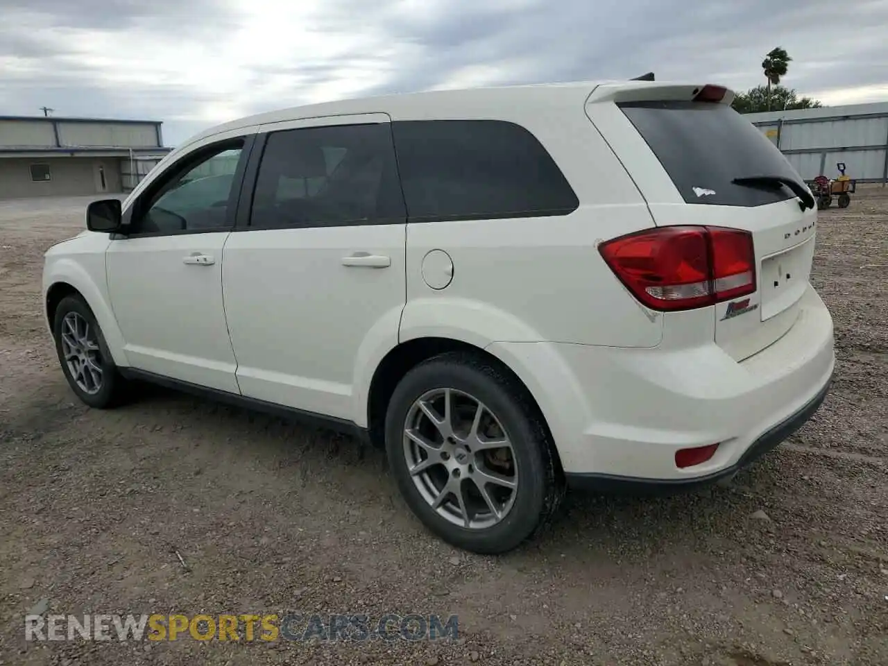 2 Photograph of a damaged car 3C4PDCEG8KT680908 DODGE JOURNEY 2019