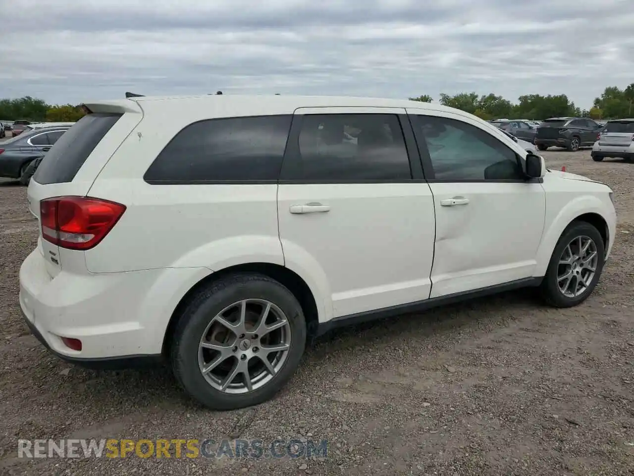 3 Photograph of a damaged car 3C4PDCEG8KT680908 DODGE JOURNEY 2019