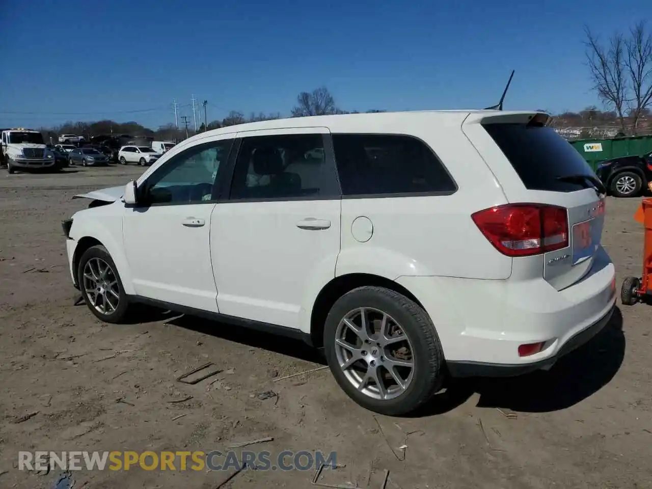 2 Photograph of a damaged car 3C4PDCEG8KT746339 DODGE JOURNEY 2019