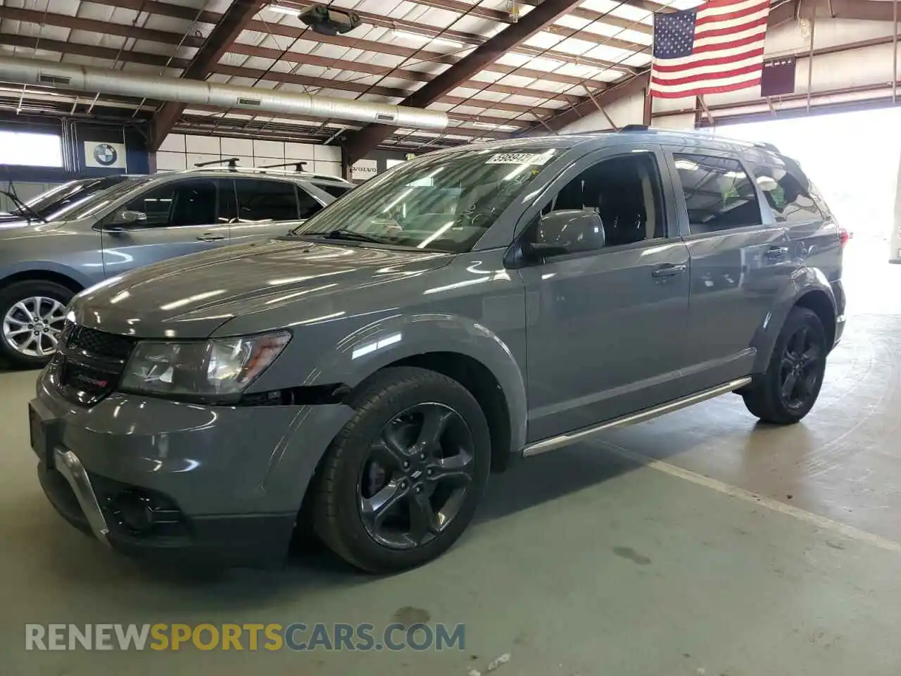 1 Photograph of a damaged car 3C4PDCGG0KT803484 DODGE JOURNEY 2019