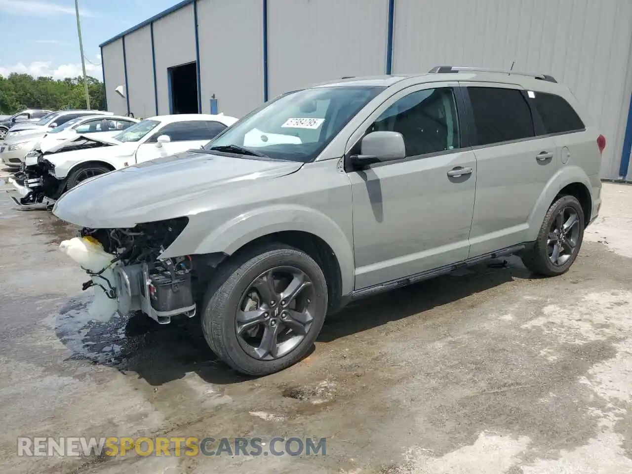1 Photograph of a damaged car 3C4PDCGG4KT717837 DODGE JOURNEY 2019