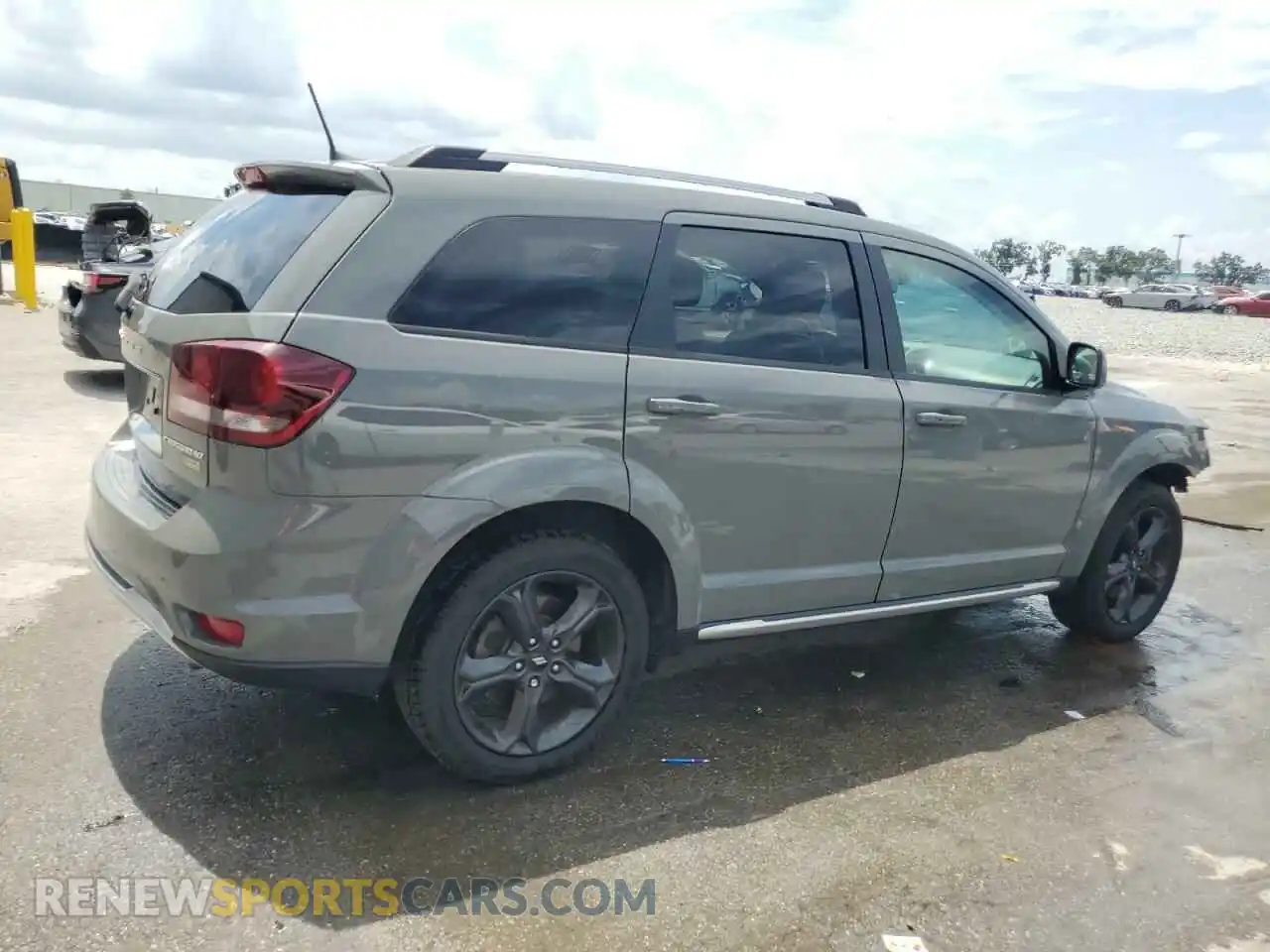 3 Photograph of a damaged car 3C4PDCGG4KT717837 DODGE JOURNEY 2019