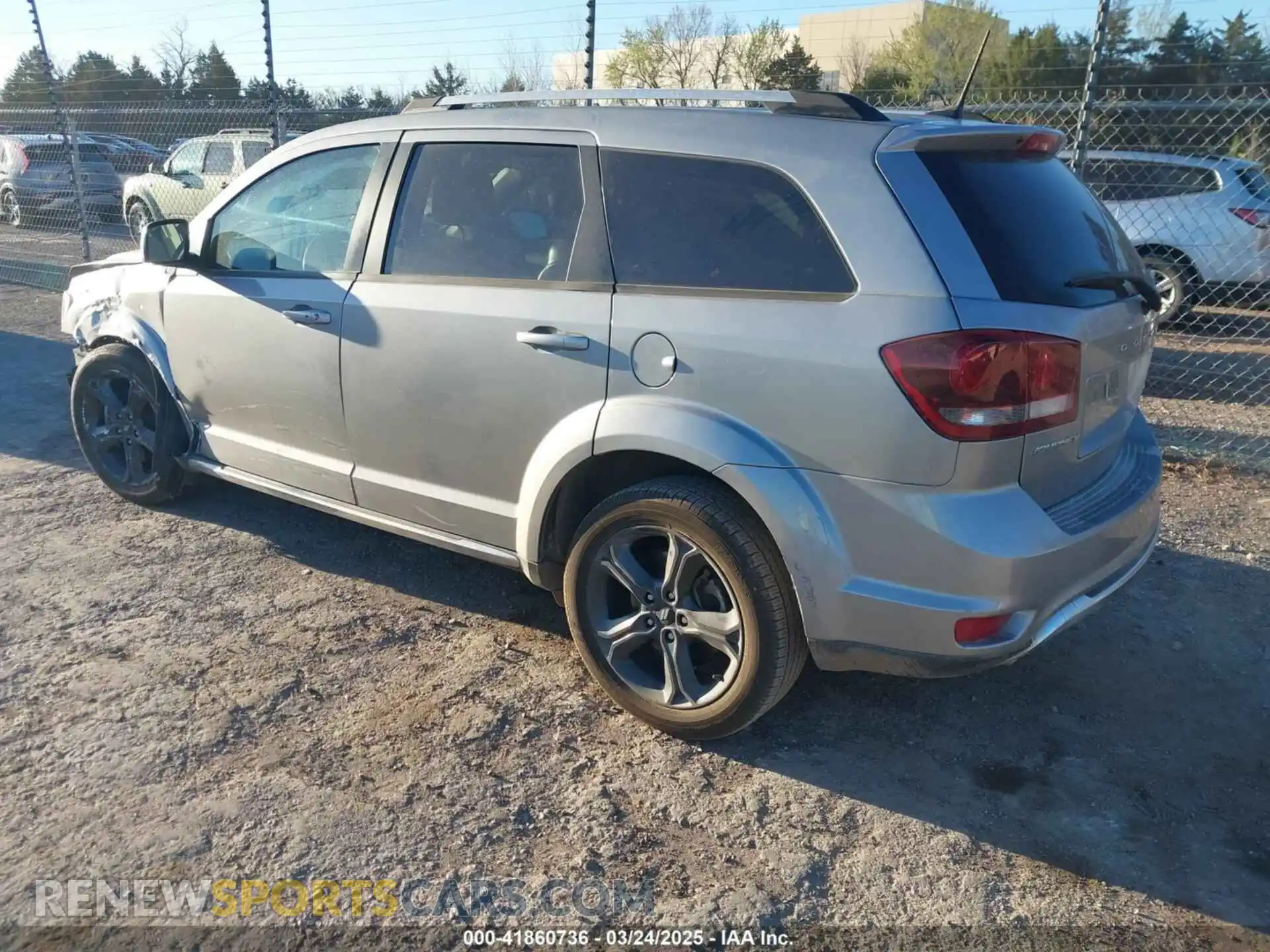 3 Photograph of a damaged car 3C4PDCGG8KT763560 DODGE JOURNEY 2019