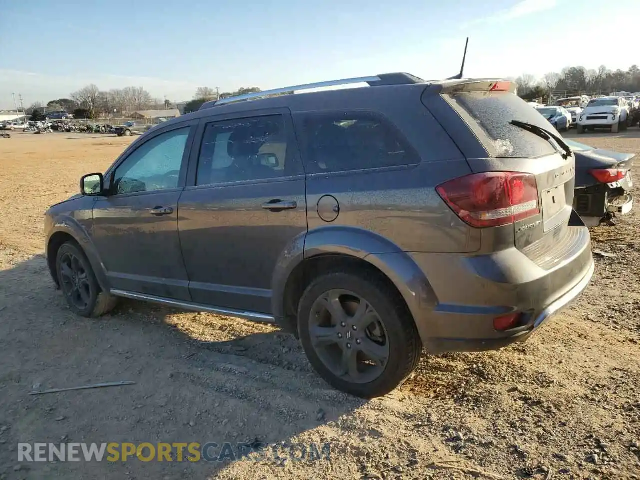 2 Photograph of a damaged car 3C4PDCGGXKT731483 DODGE JOURNEY 2019