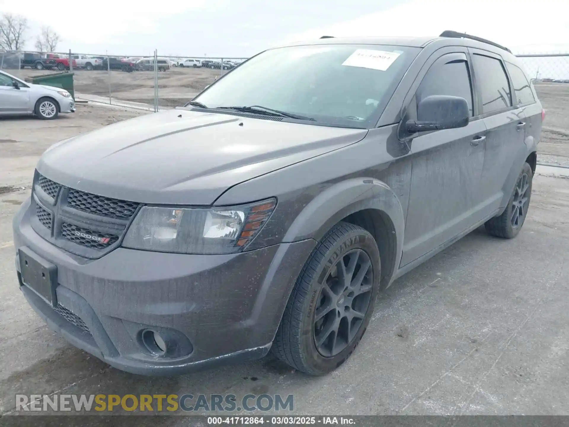 2 Photograph of a damaged car 3C4PDDBG3KT702209 DODGE JOURNEY 2019