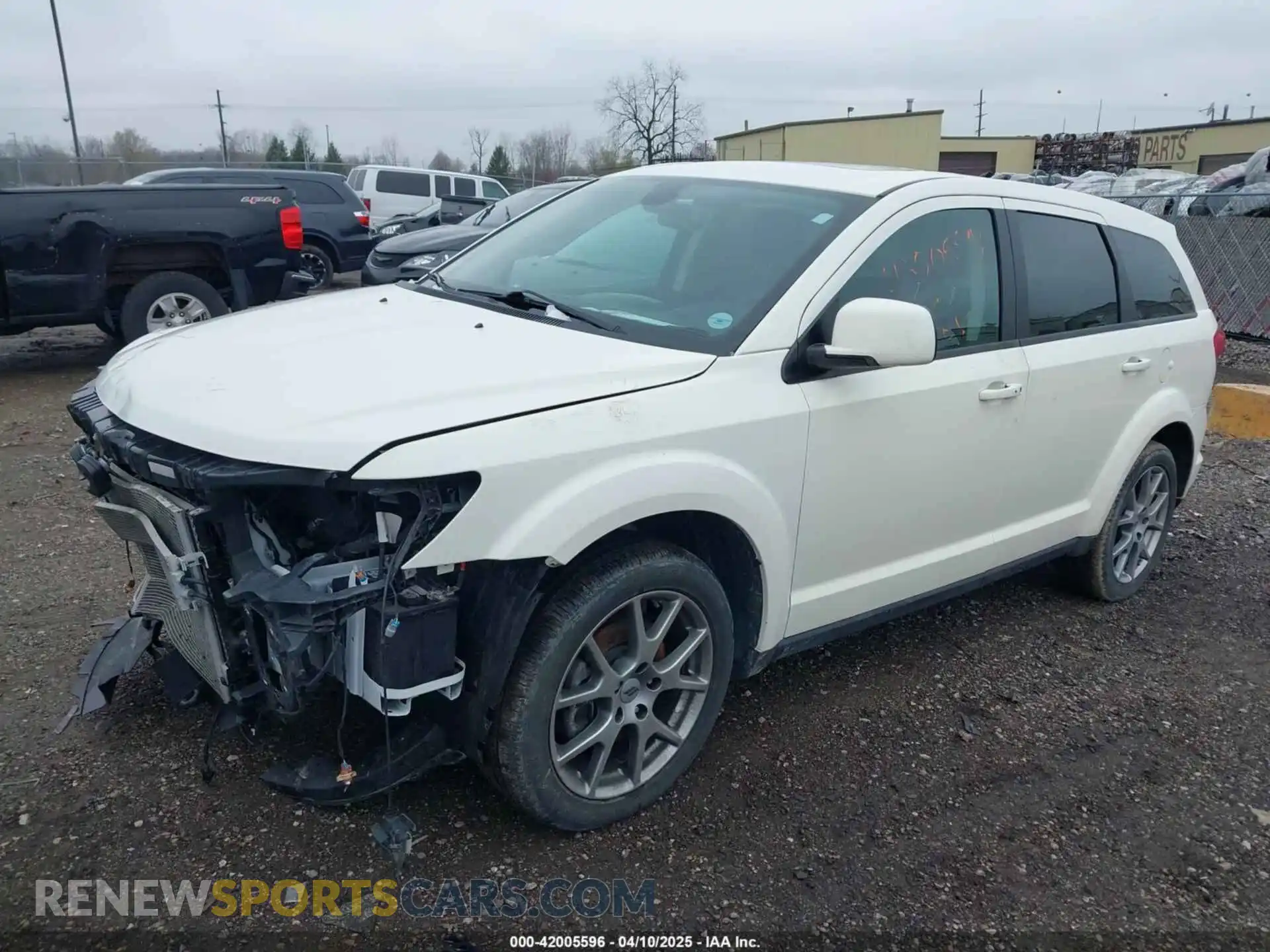 2 fotografías del automóvil dañado 3C4PDDEG1KT739447 DODGE JOURNEY 2019