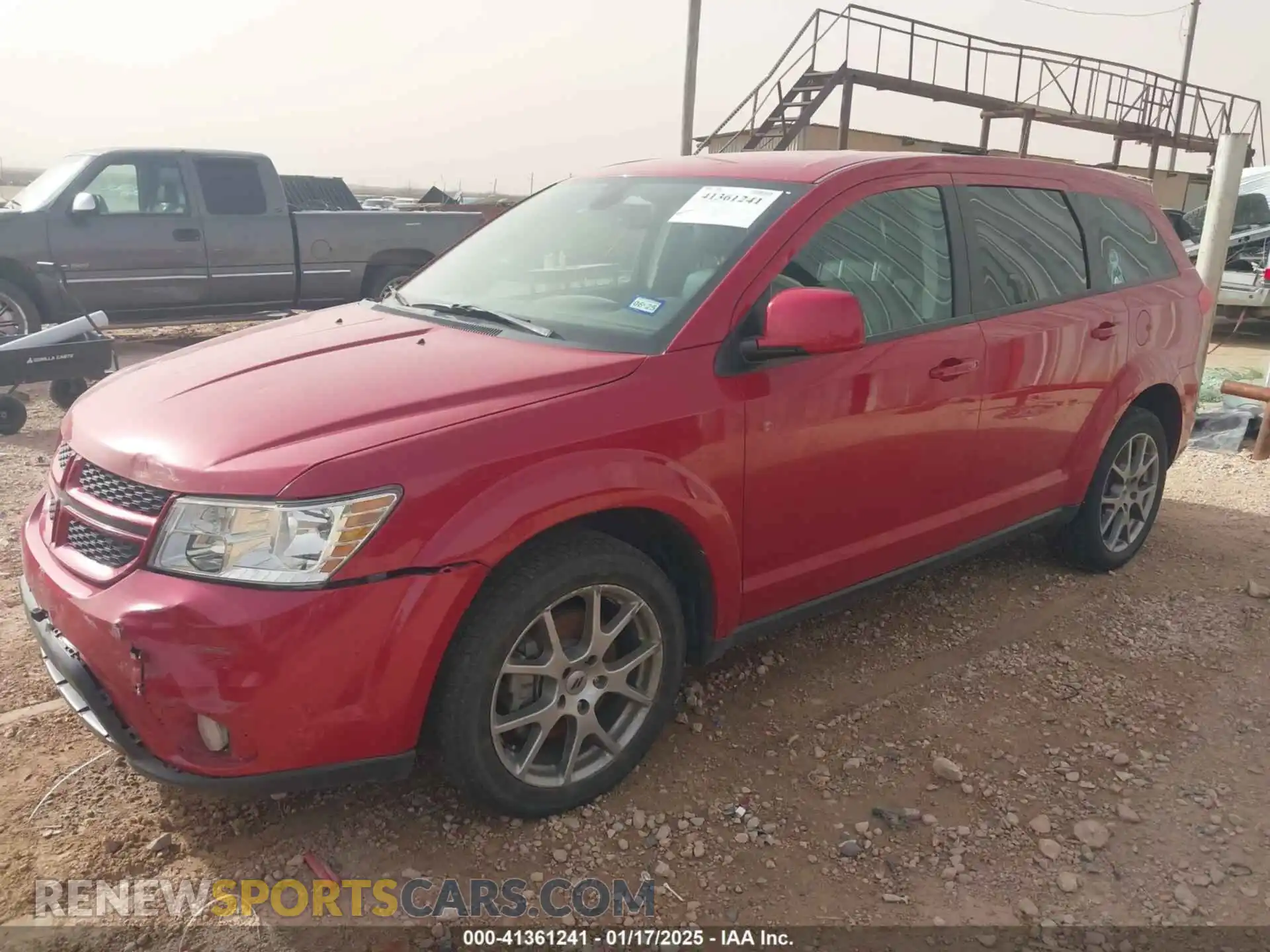 2 Photograph of a damaged car 3C4PDDEG2KT745676 DODGE JOURNEY 2019