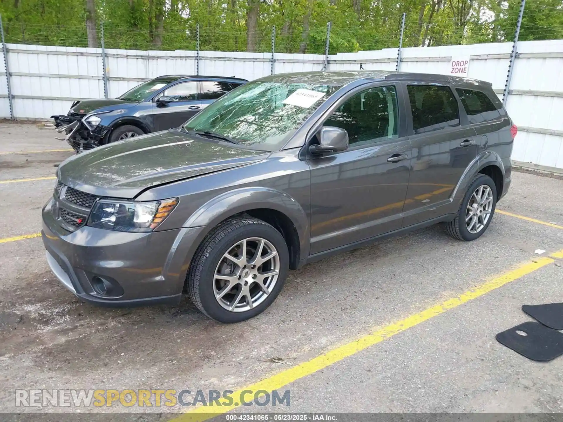 2 Photograph of a damaged car 3C4PDDEG3KT681535 DODGE JOURNEY 2019