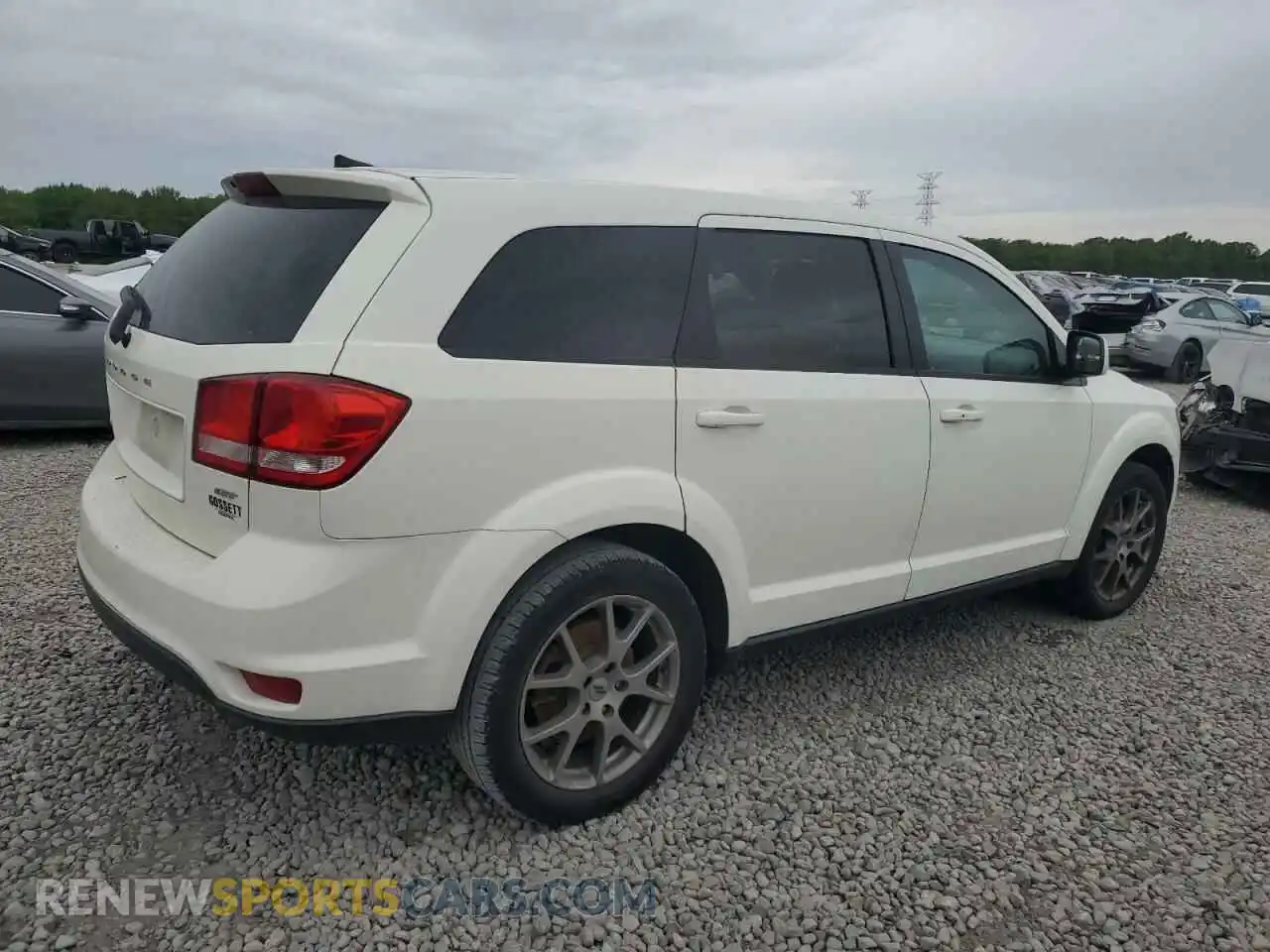 3 Photograph of a damaged car 3C4PDDEG3KT701802 DODGE JOURNEY 2019