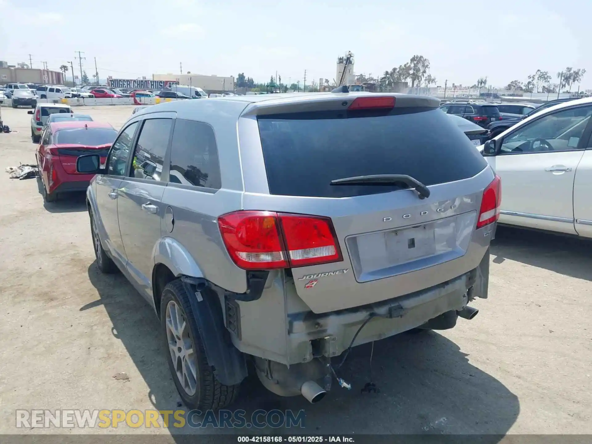 3 Photograph of a damaged car 3C4PDDEG3KT784924 DODGE JOURNEY 2019