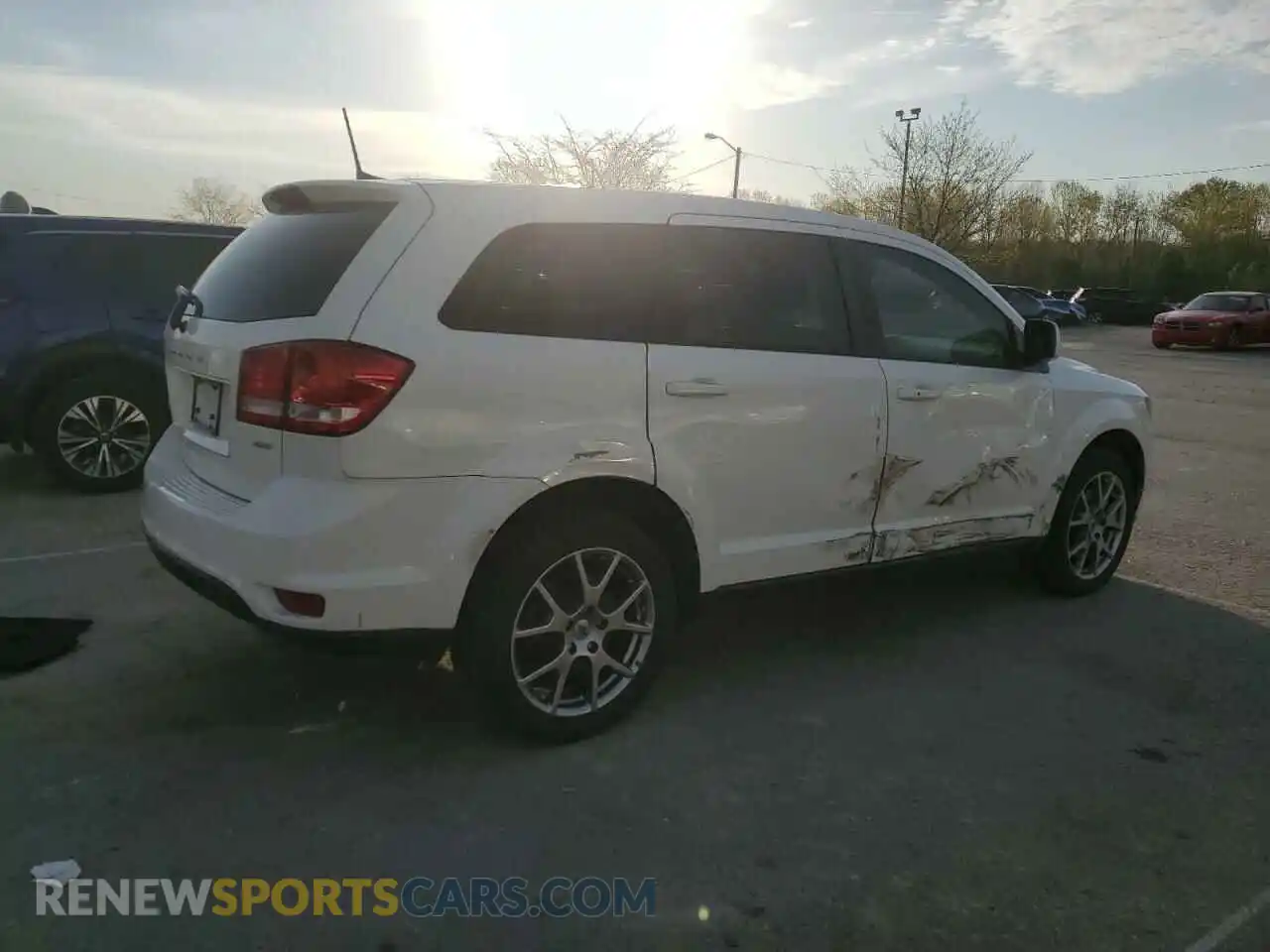 3 Фотография поврежденного автомобиля 3C4PDDEG6KT837230 DODGE JOURNEY 2019