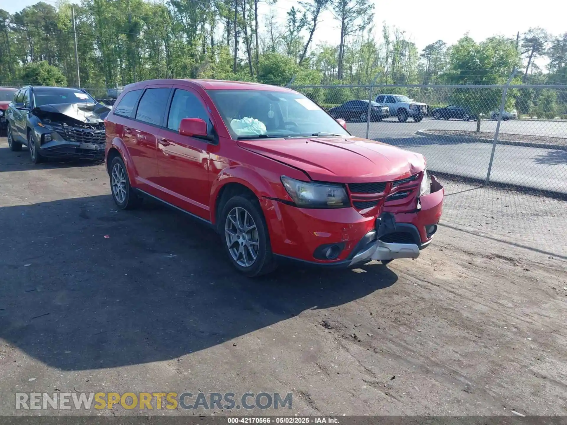 1 Photograph of a damaged car 3C4PDDEG8KT694989 DODGE JOURNEY 2019