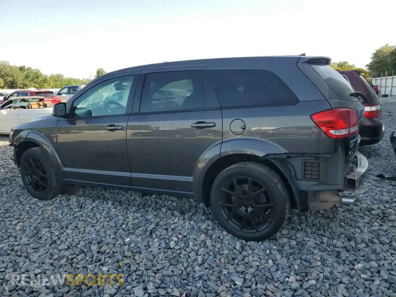 2 Photograph of a damaged car 3C4PDDEG8KT805394 DODGE JOURNEY 2019