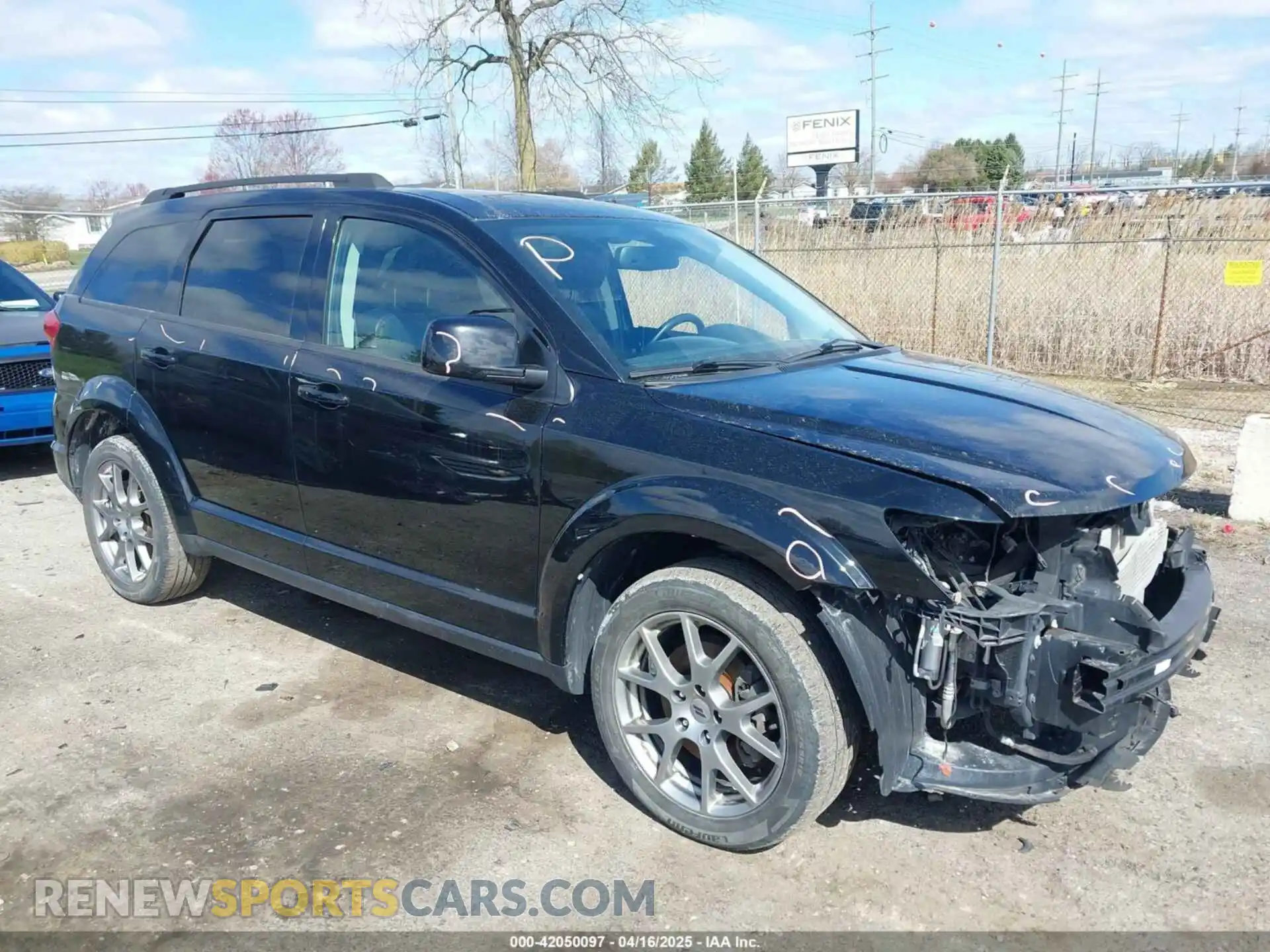 1 Photograph of a damaged car 3C4PDDEG9KT687890 DODGE JOURNEY 2019