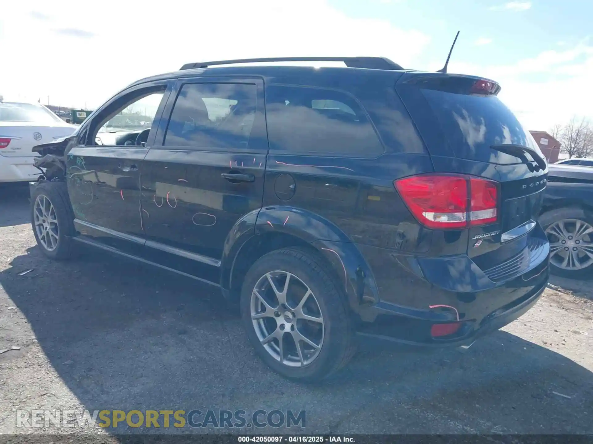 3 Photograph of a damaged car 3C4PDDEG9KT687890 DODGE JOURNEY 2019