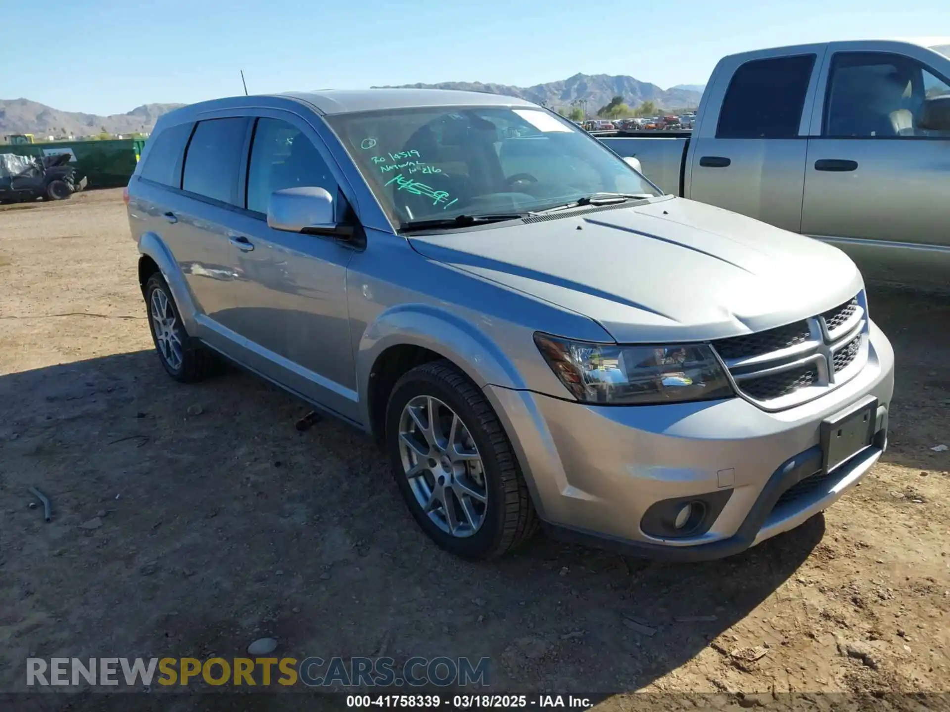 1 Photograph of a damaged car 3C4PDDEGXKT784922 DODGE JOURNEY 2019