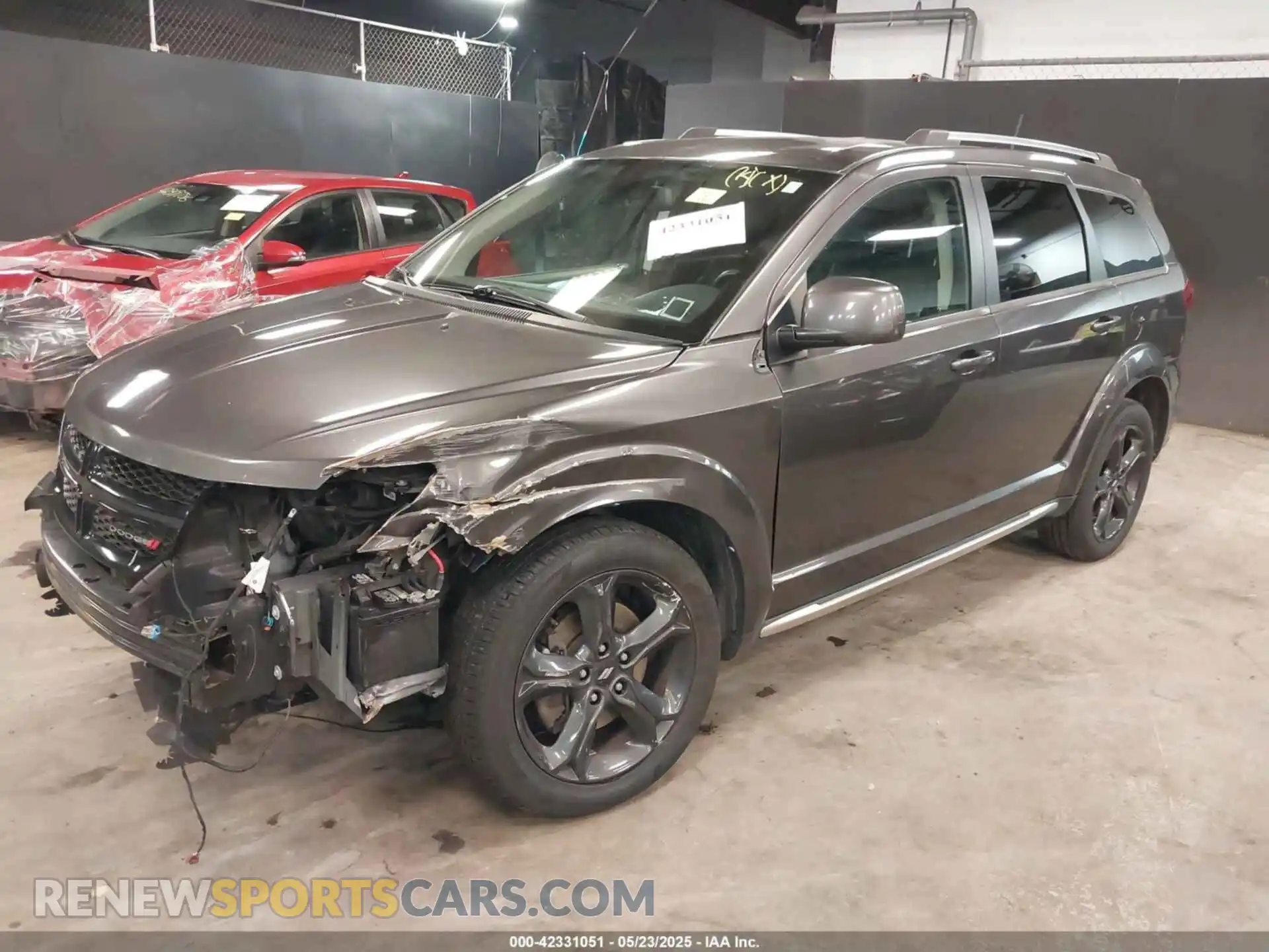 2 Photograph of a damaged car 3C4PDDGG5KT759262 DODGE JOURNEY 2019