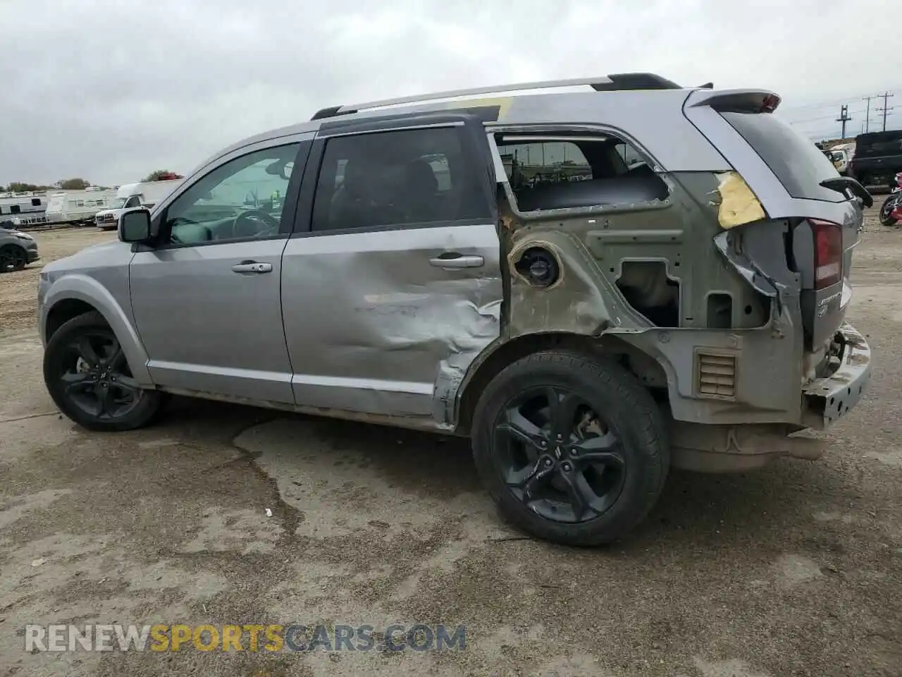 2 Photograph of a damaged car 3C4PDDGGXKT771293 DODGE JOURNEY 2019