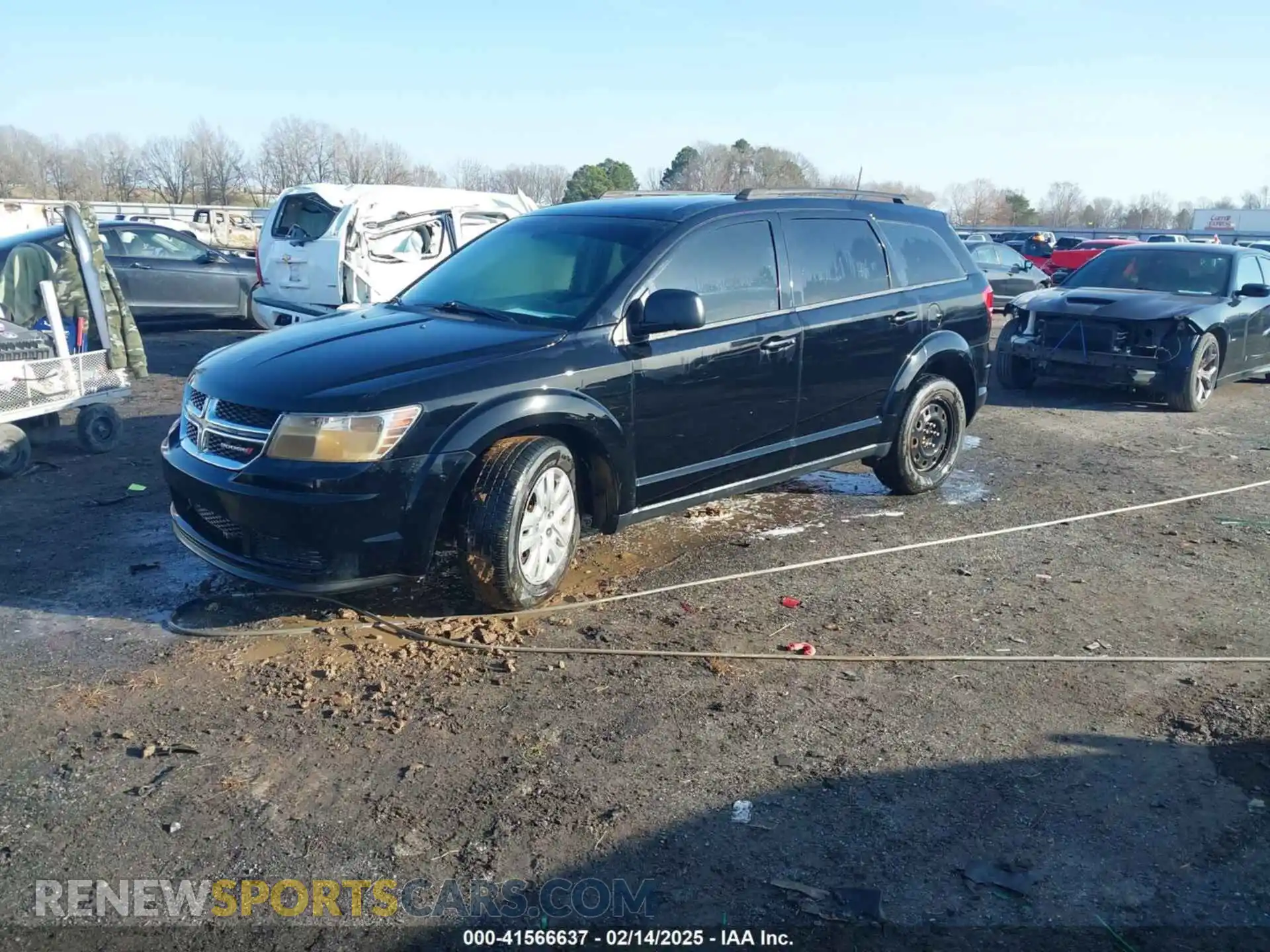 2 Photograph of a damaged car 3C4PDCAB0LT199224 DODGE JOURNEY 2020