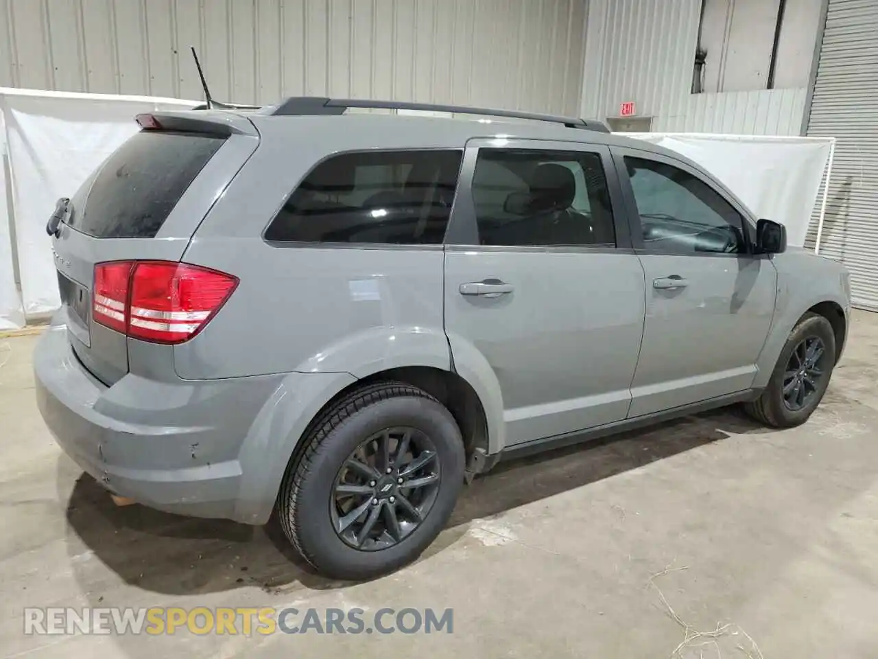 3 Photograph of a damaged car 3C4PDCAB0LT273614 DODGE JOURNEY 2020