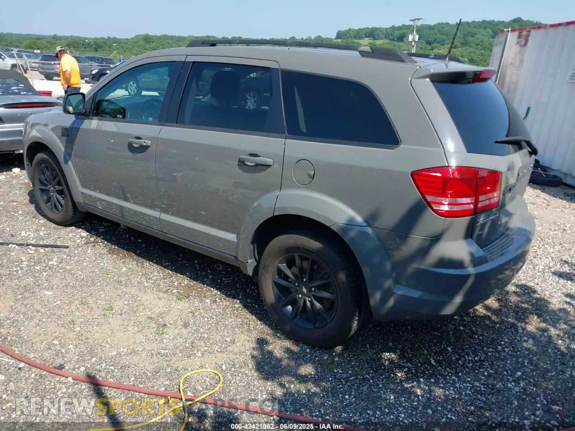 3 Photograph of a damaged car 3C4PDCAB1LT202468 DODGE JOURNEY 2020