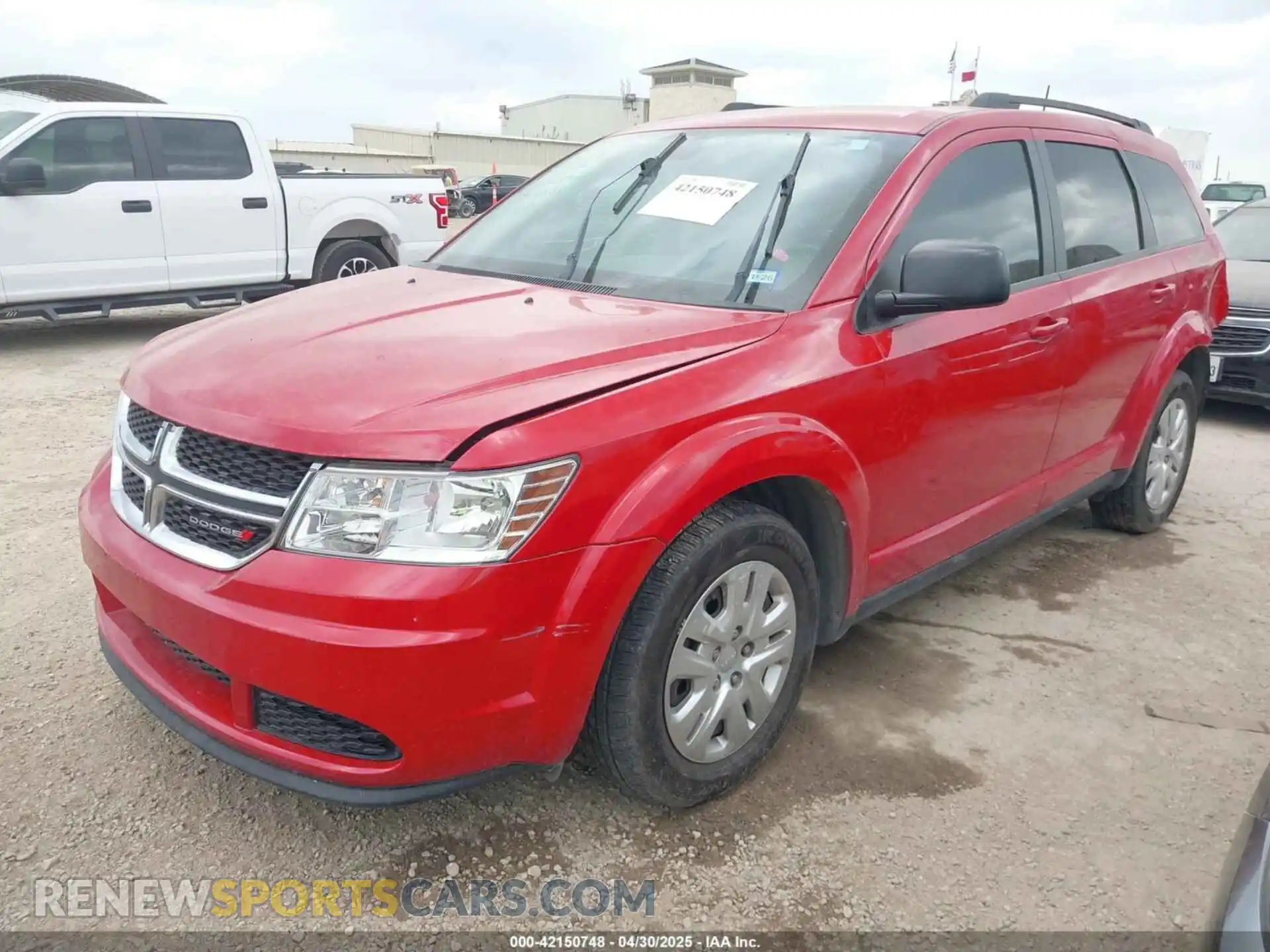 2 fotografías del automóvil dañado 3C4PDCAB1LT277932 DODGE JOURNEY 2020
